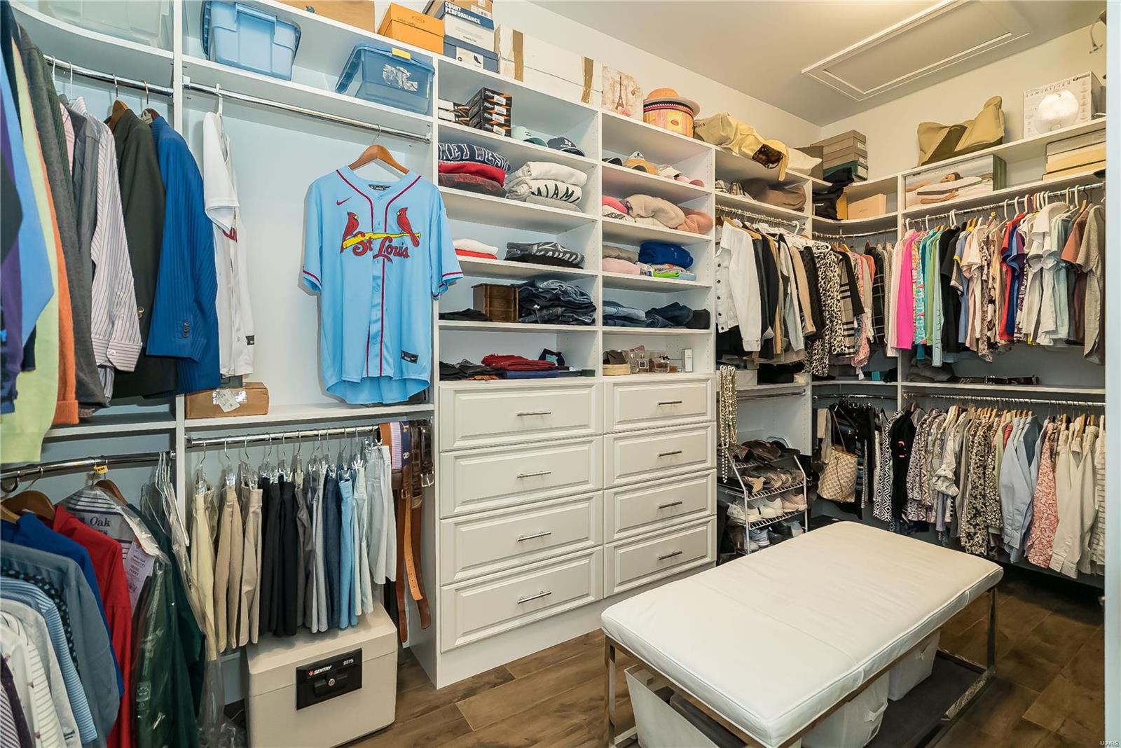 Lynnbrook - Residential