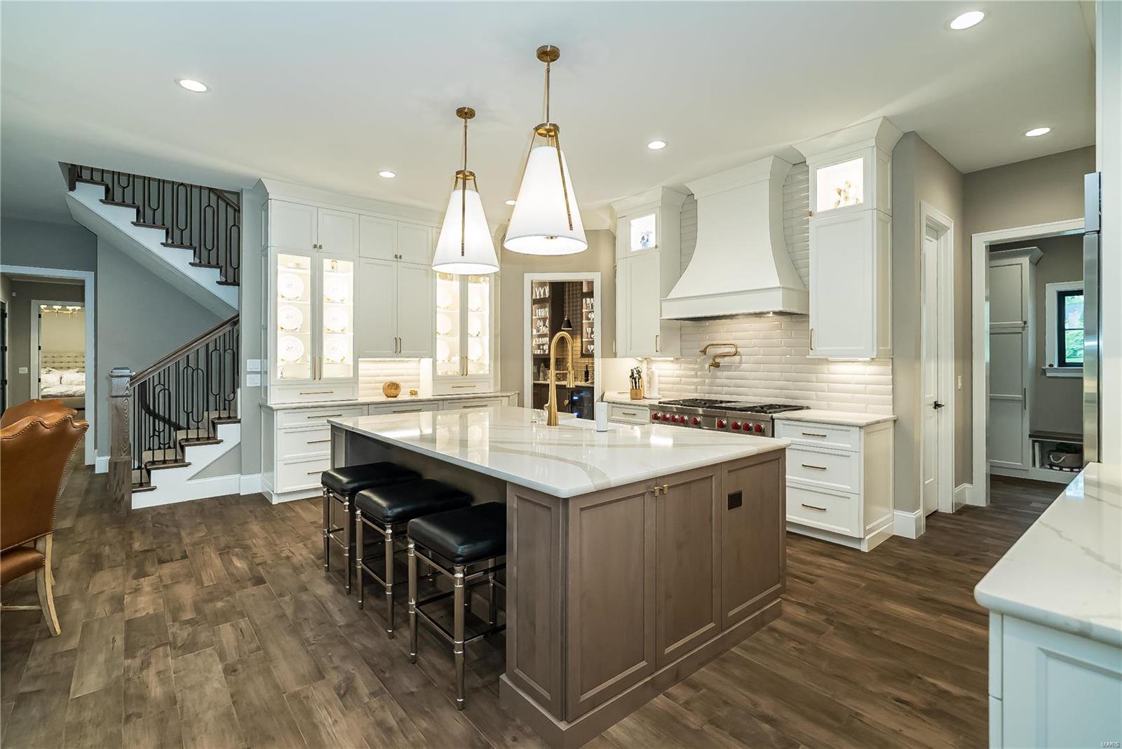 Lynnbrook - Residential