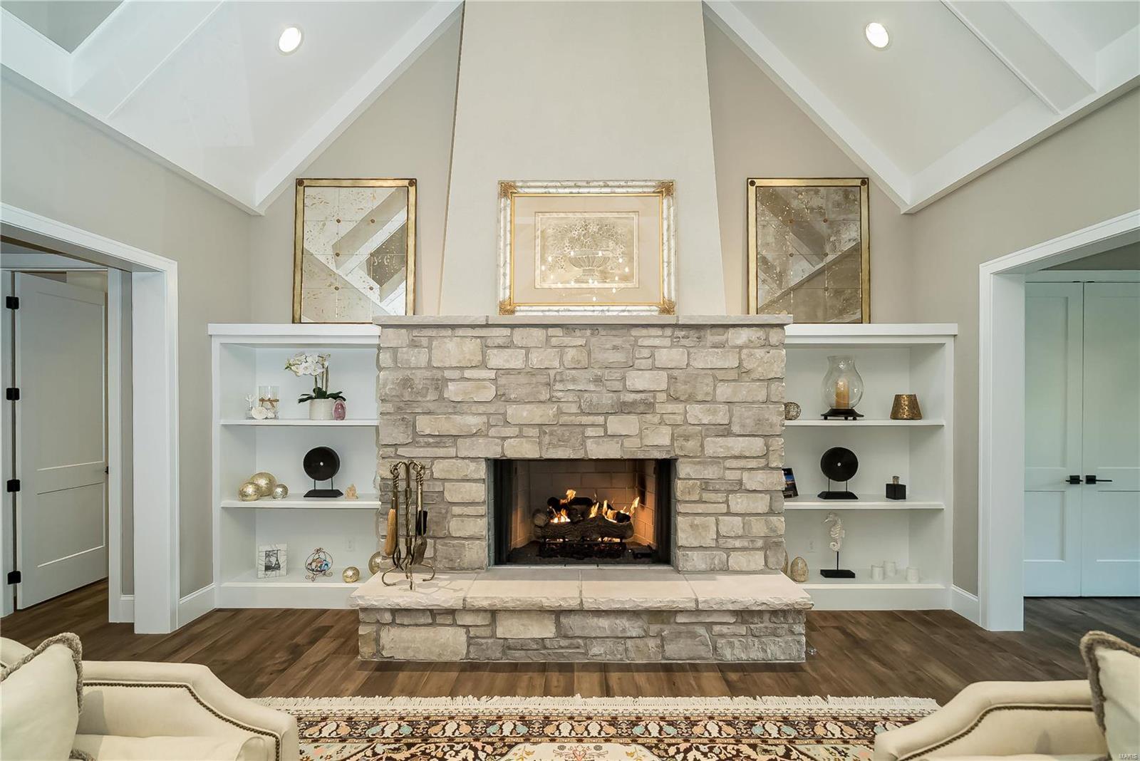 Lynnbrook - Residential