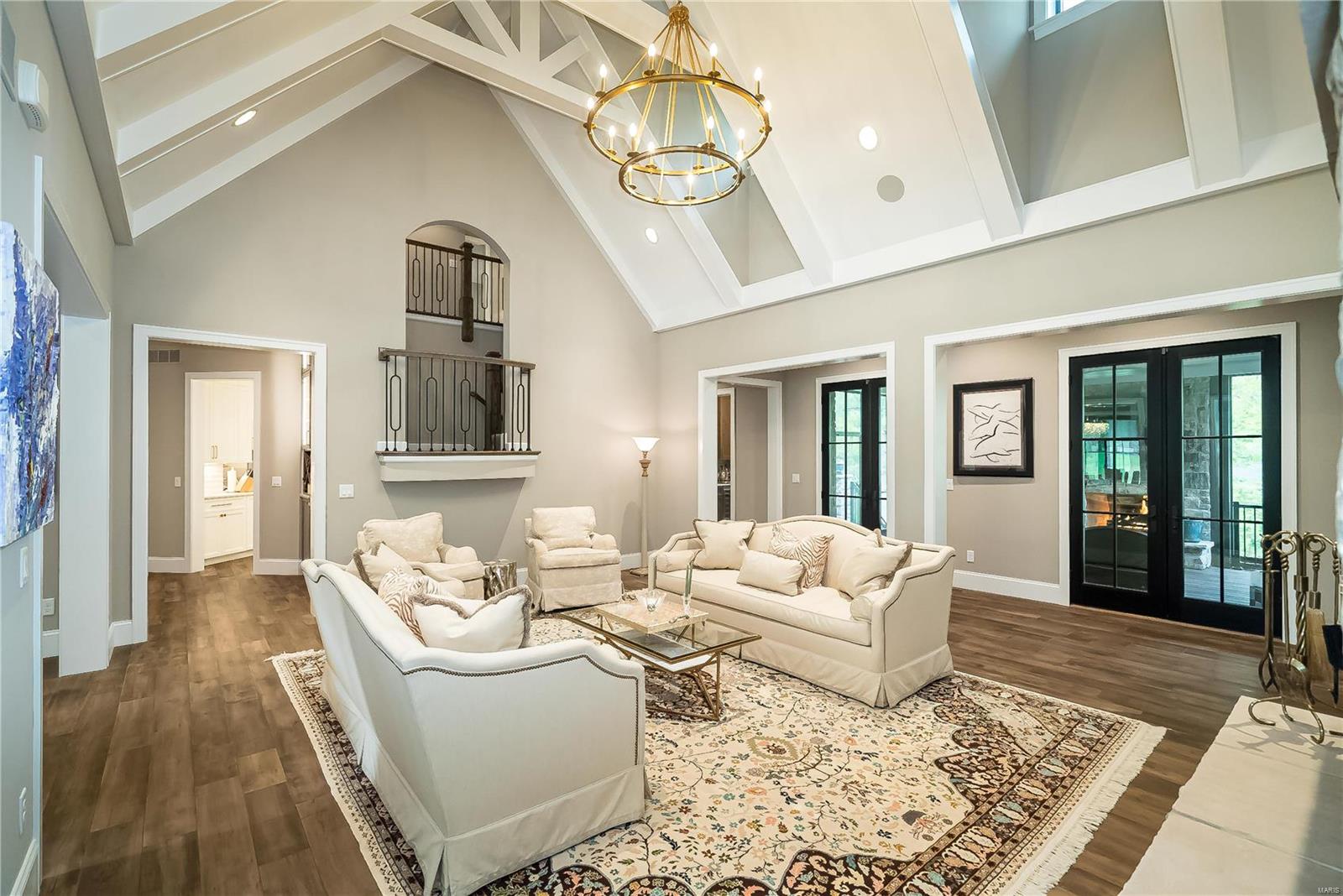 Lynnbrook - Residential