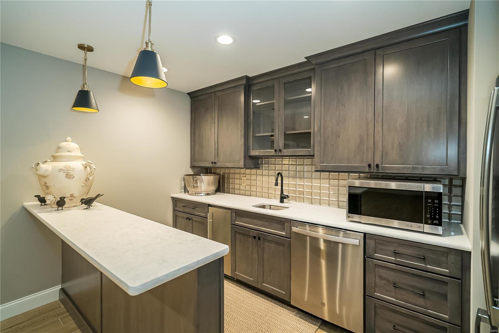 Lynnbrook - Residential