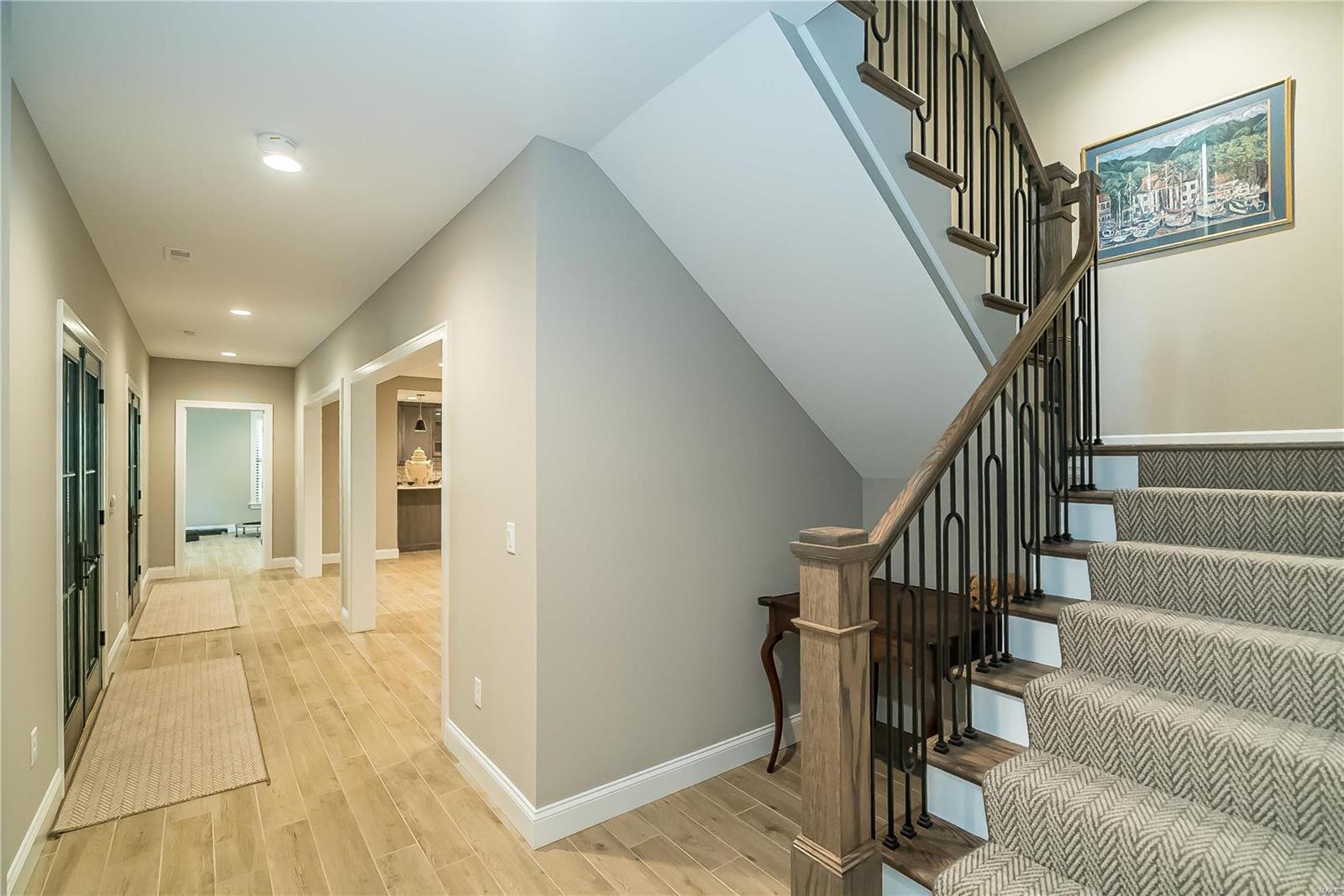 Lynnbrook - Residential