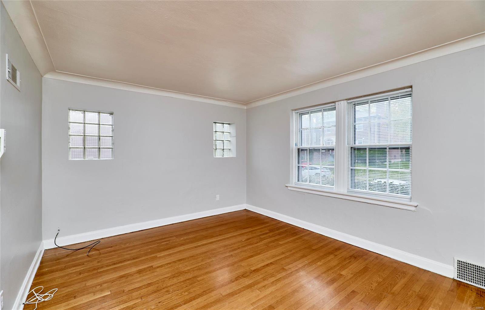 University Park 2 - Residential Lease