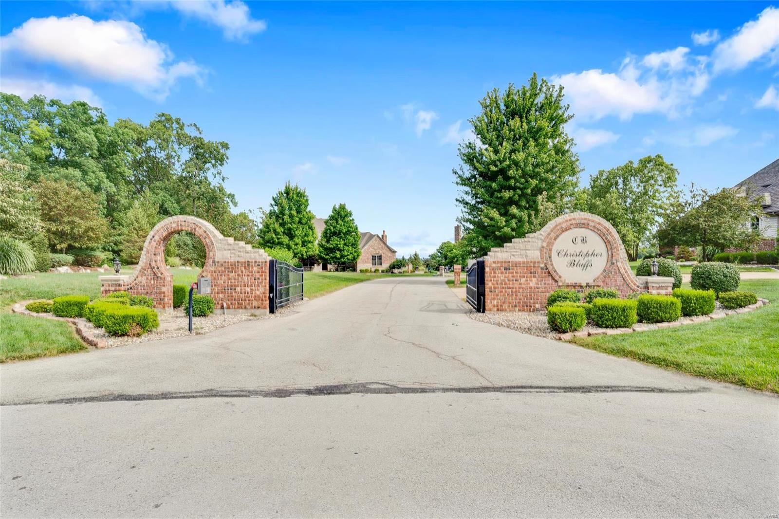 Christopher Bluffs - Residential