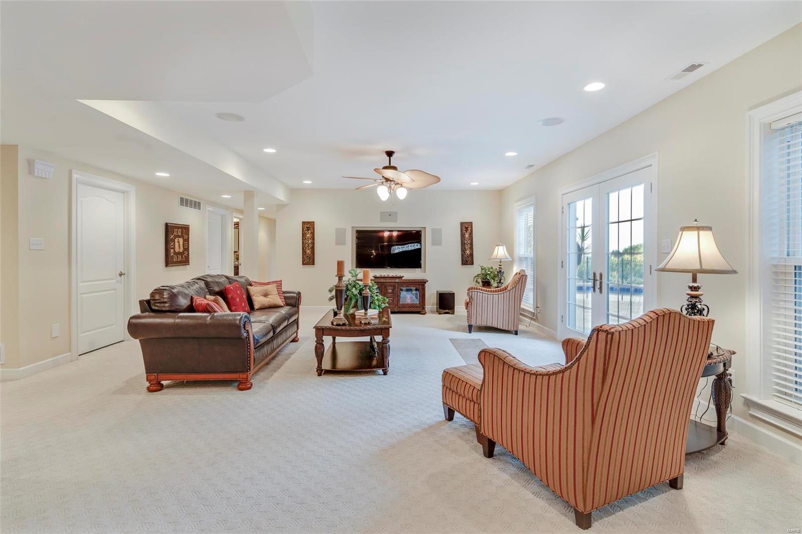 Christopher Bluffs - Residential