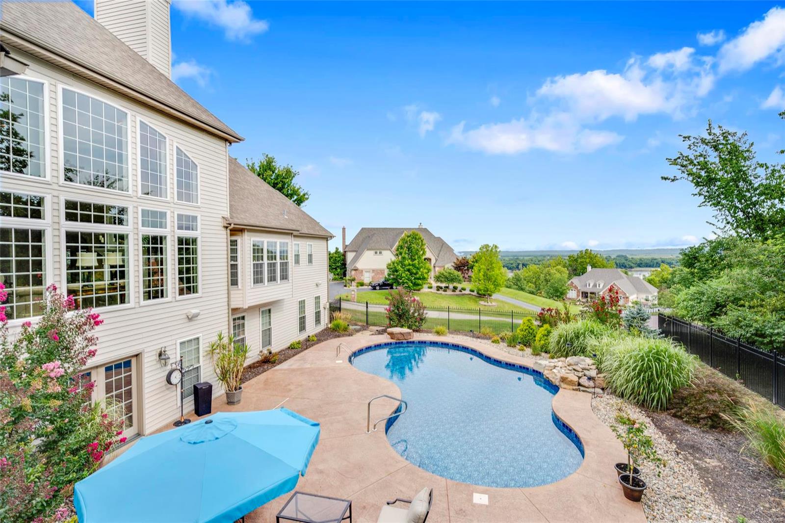 Christopher Bluffs - Residential