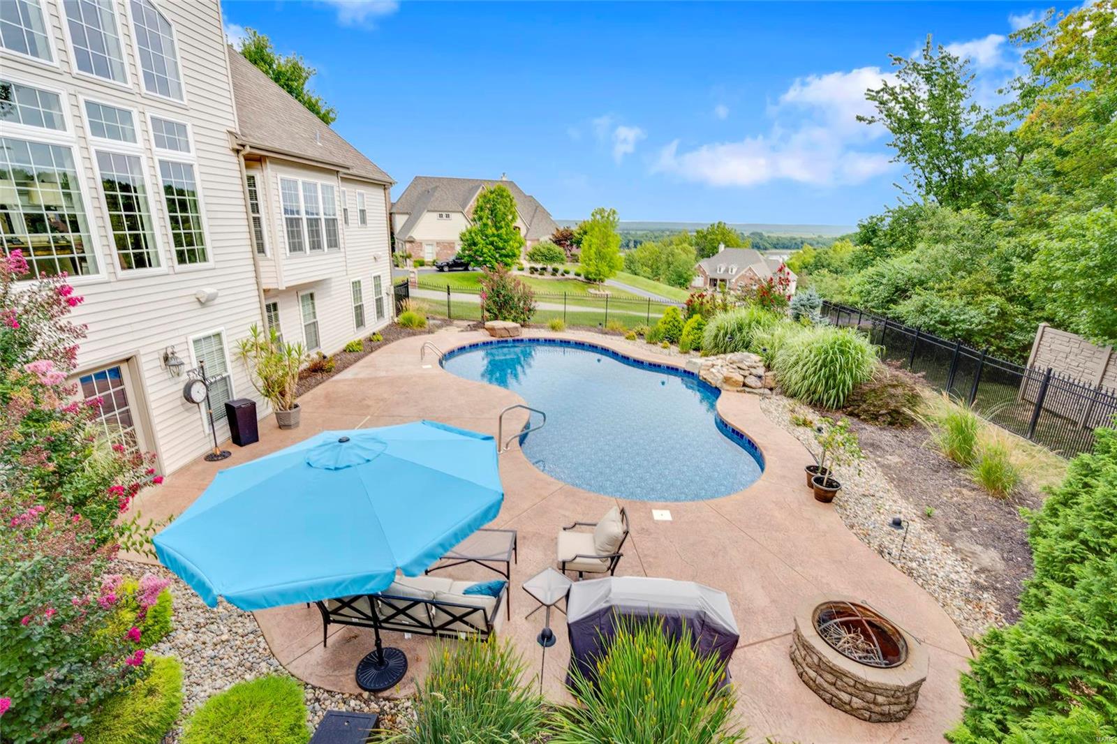 Christopher Bluffs - Residential