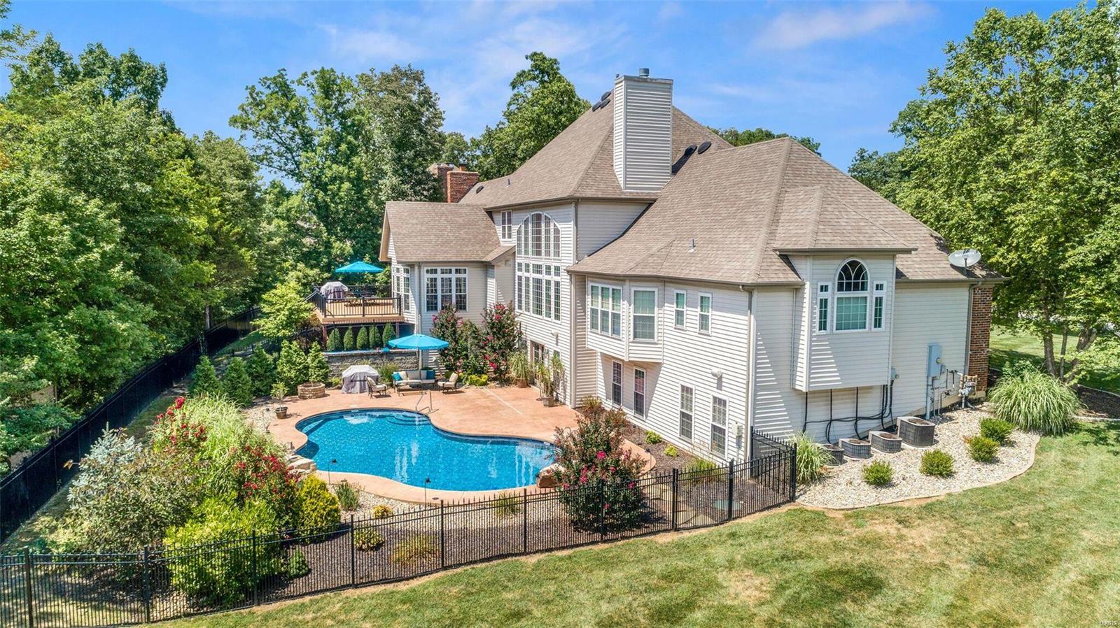 Christopher Bluffs - Residential