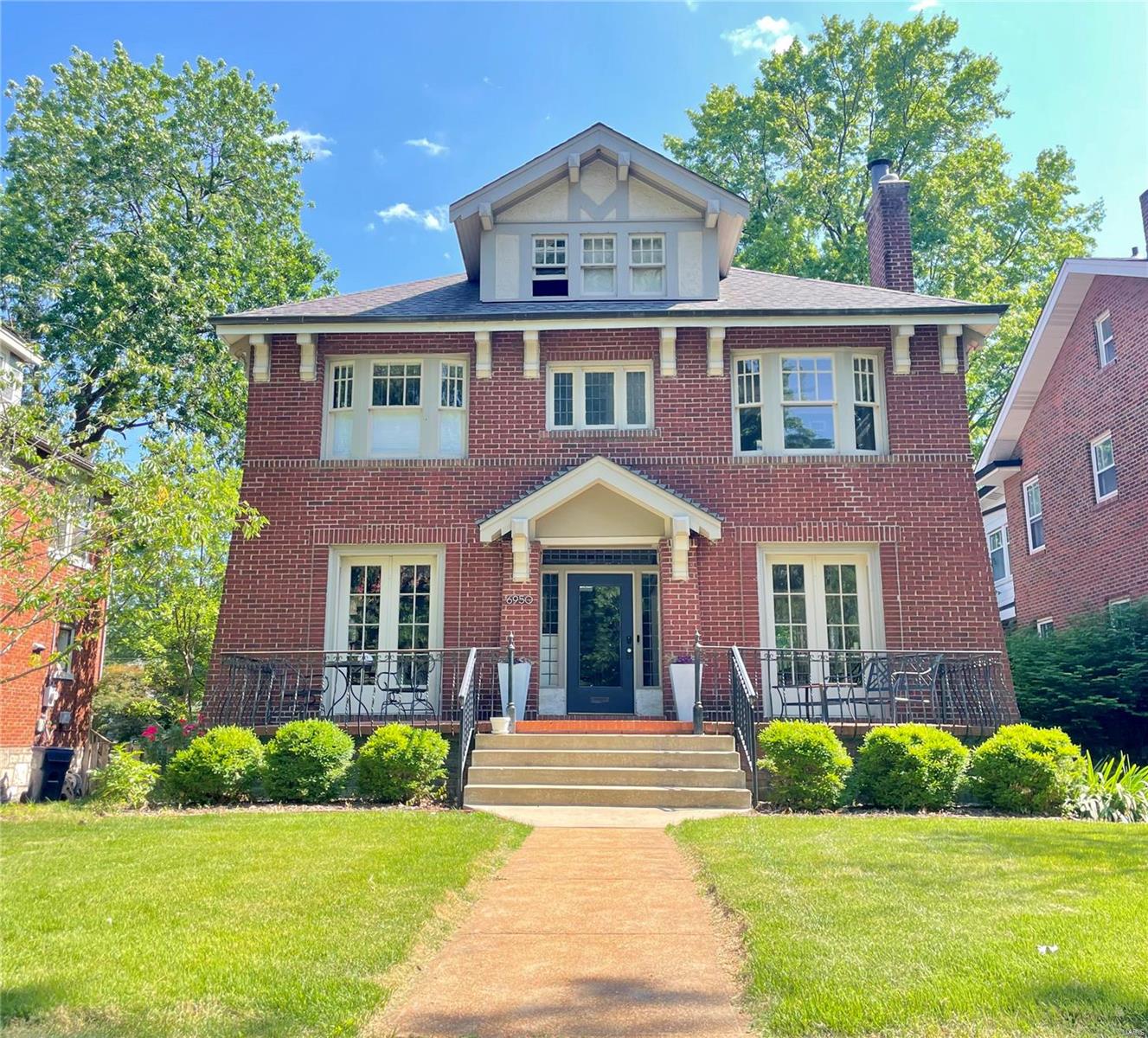 Ames Place - Residential