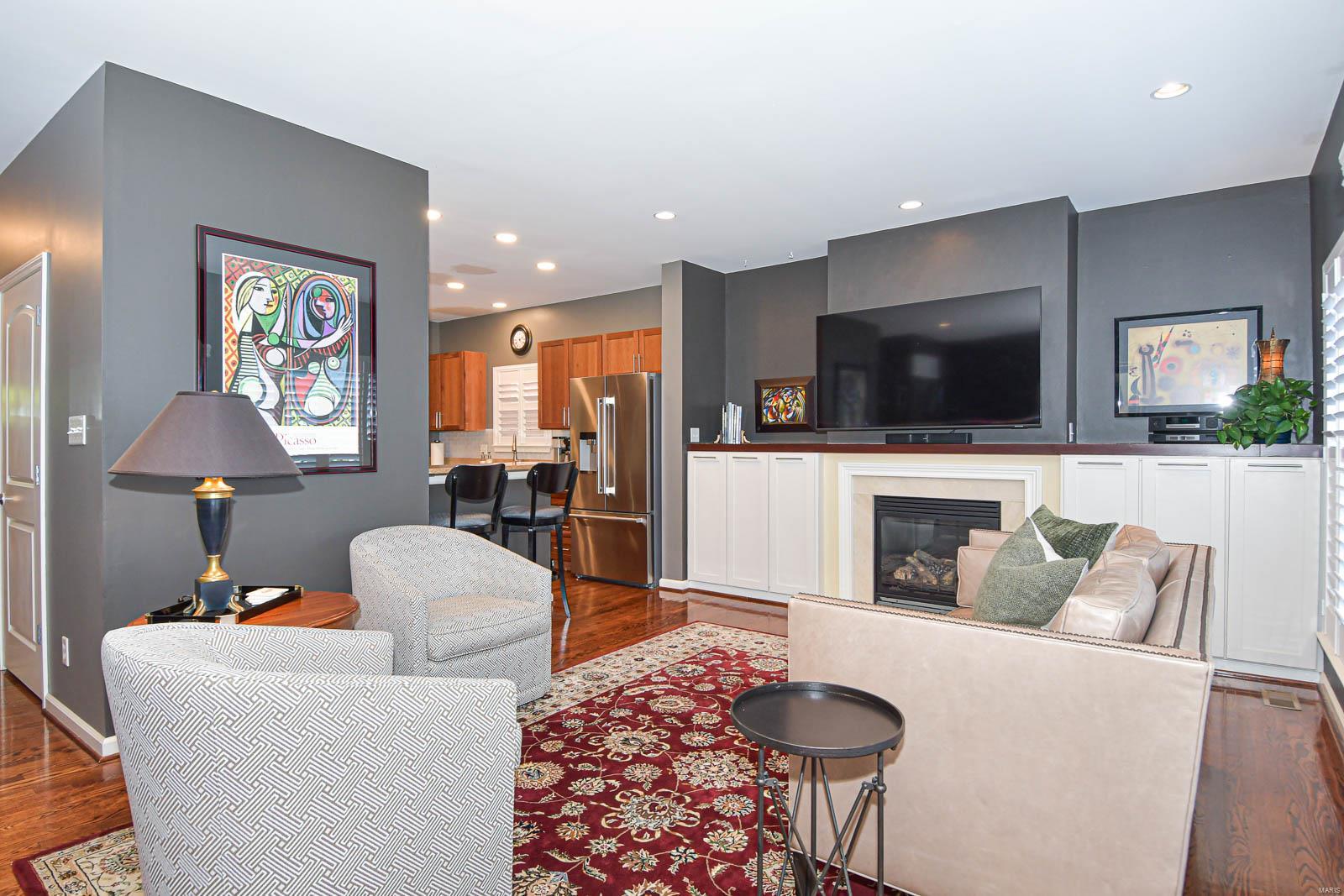 Dogtown Walk 02 - Residential Lease