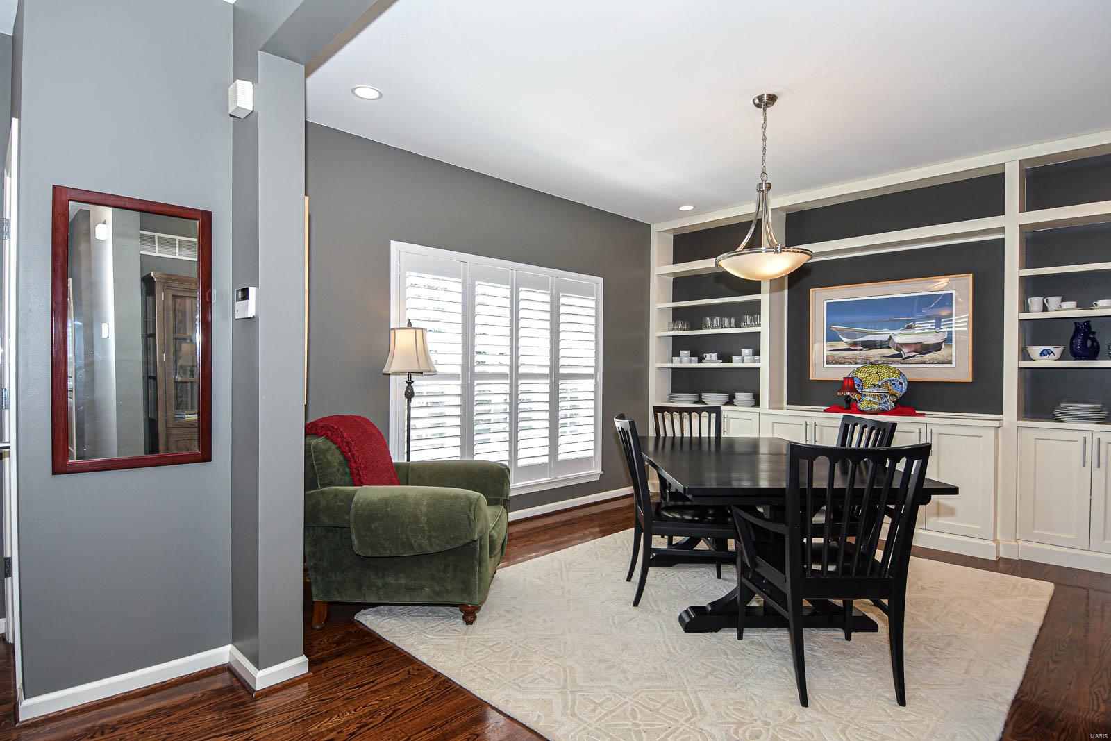 Dogtown Walk 02 - Residential Lease