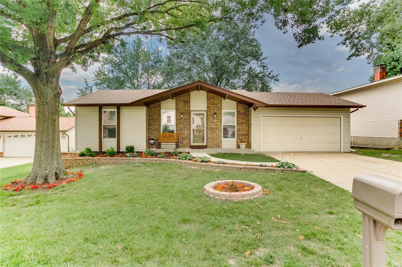Country Hill Farm #2 - Residential