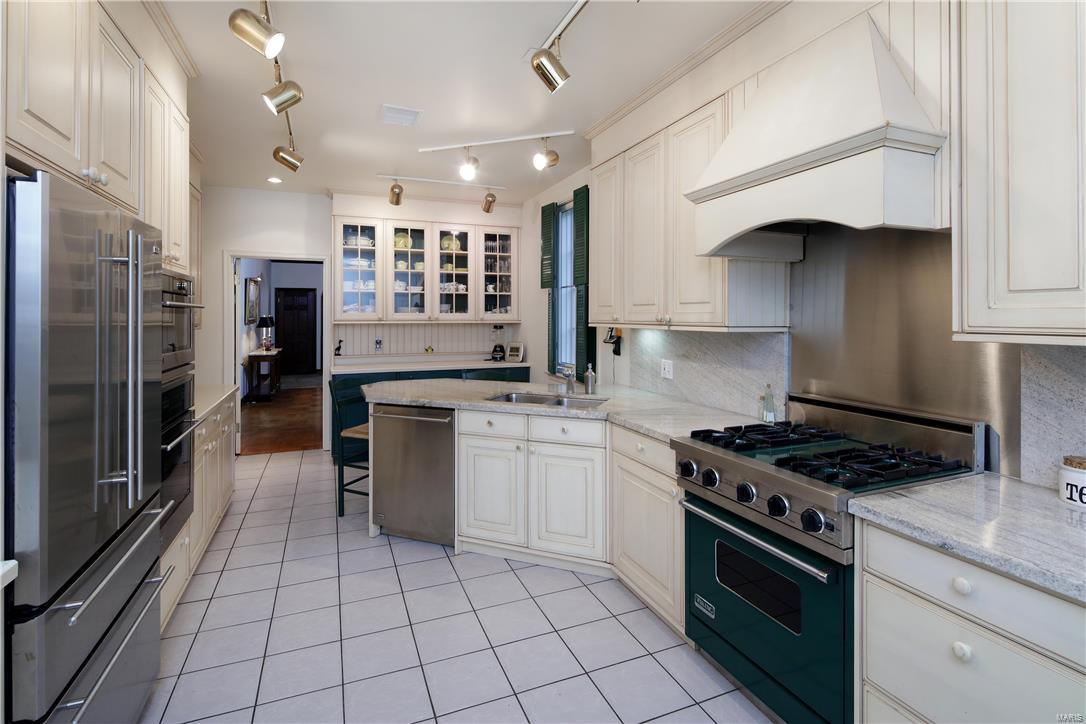 Robyn Lane Sub - Residential