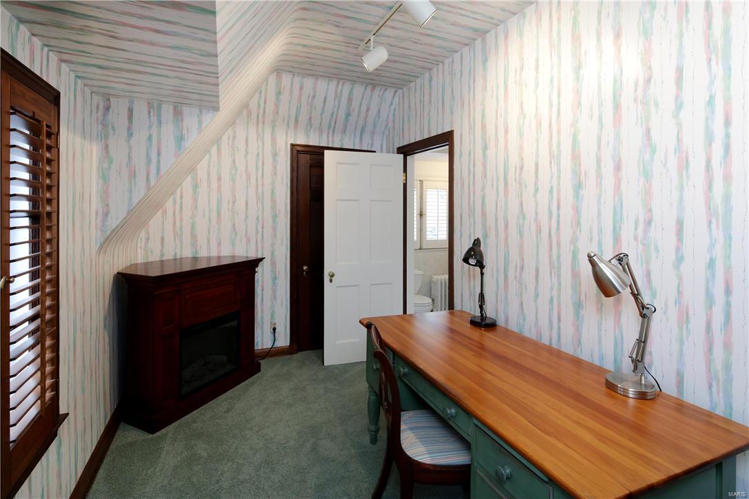 Robyn Lane Sub - Residential