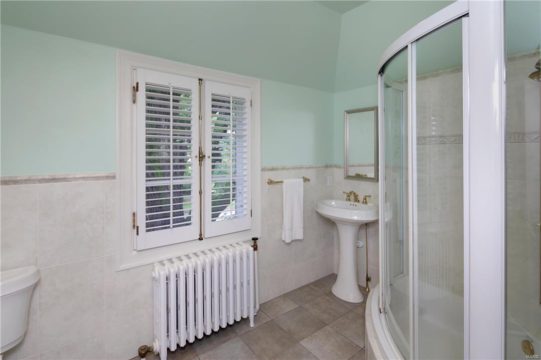 Robyn Lane Sub - Residential