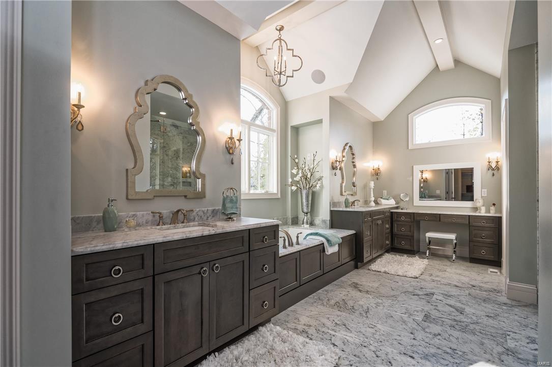 Frontenac Forest - Residential