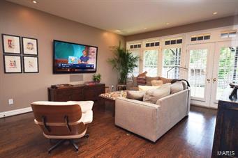 Davis Place - Residential