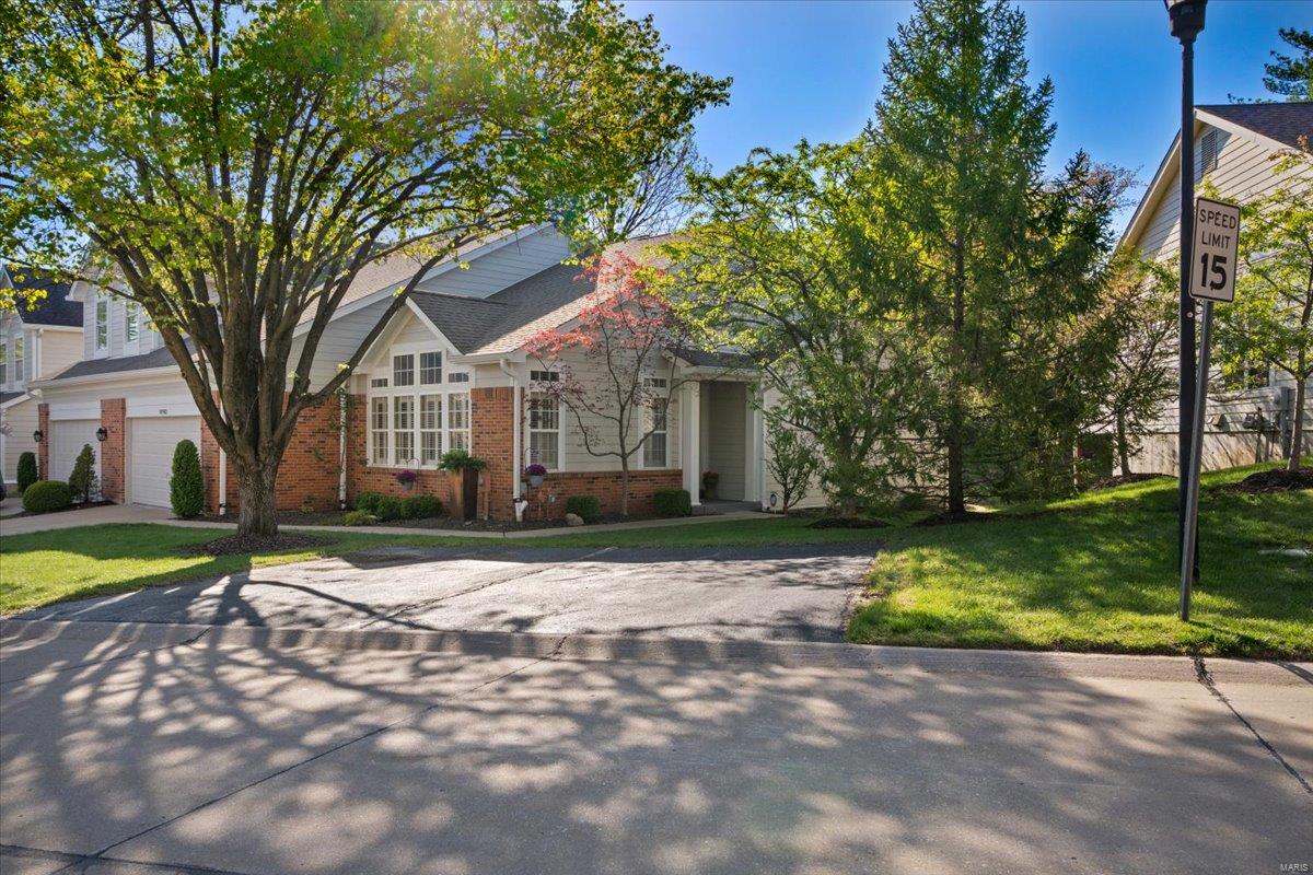 16762 Chesterfield Bluffs Circle