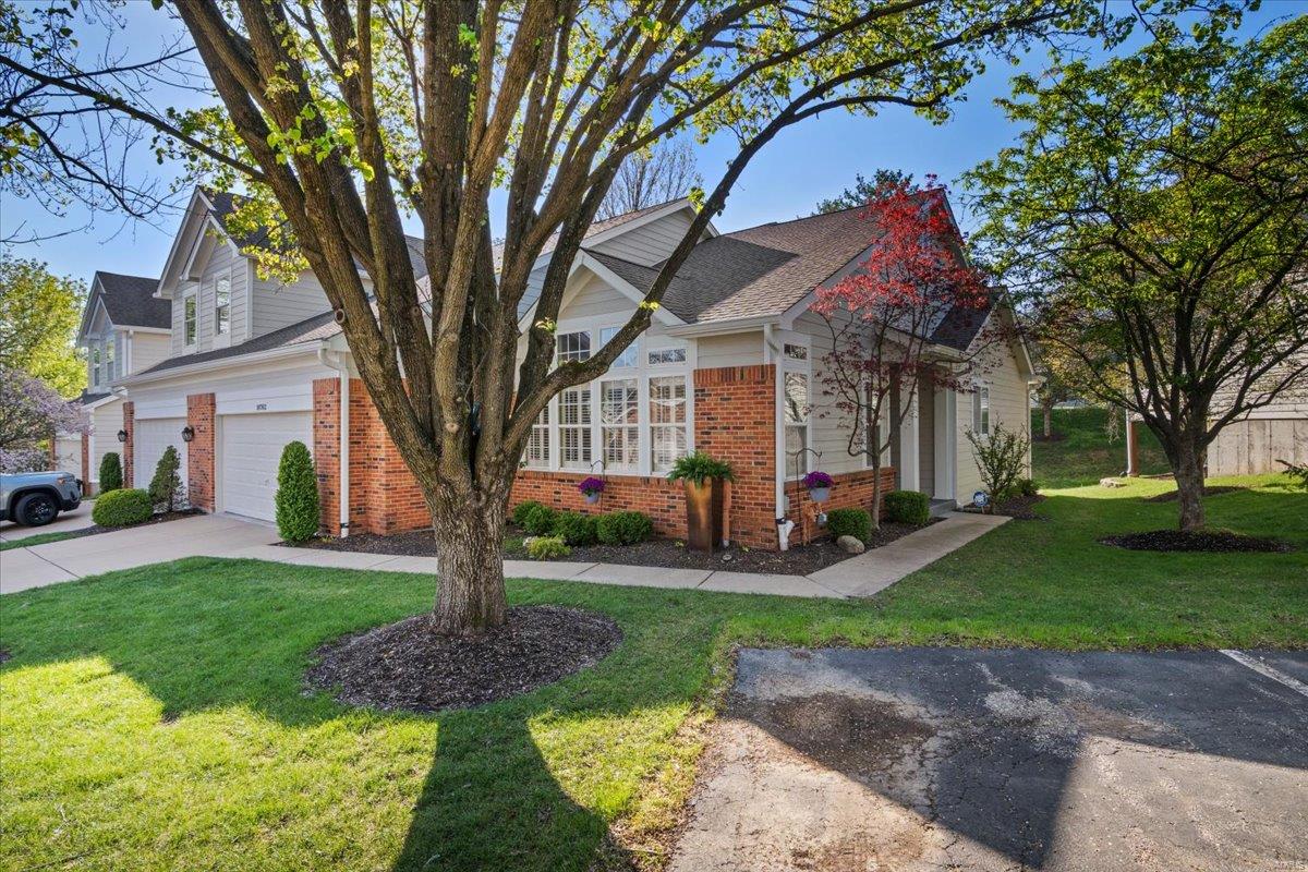 16762 Chesterfield Bluffs Circle