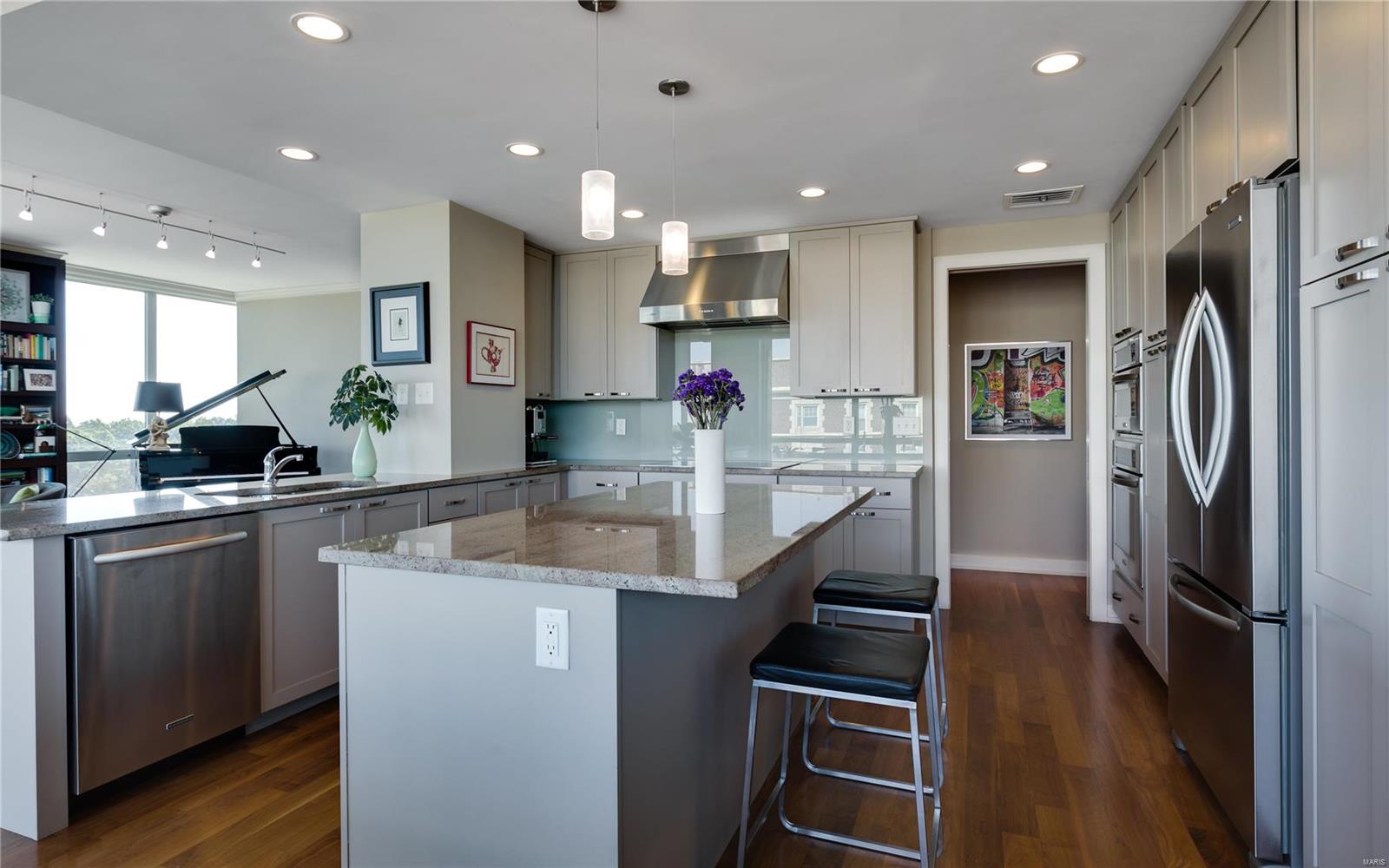 Demun Park - Residential