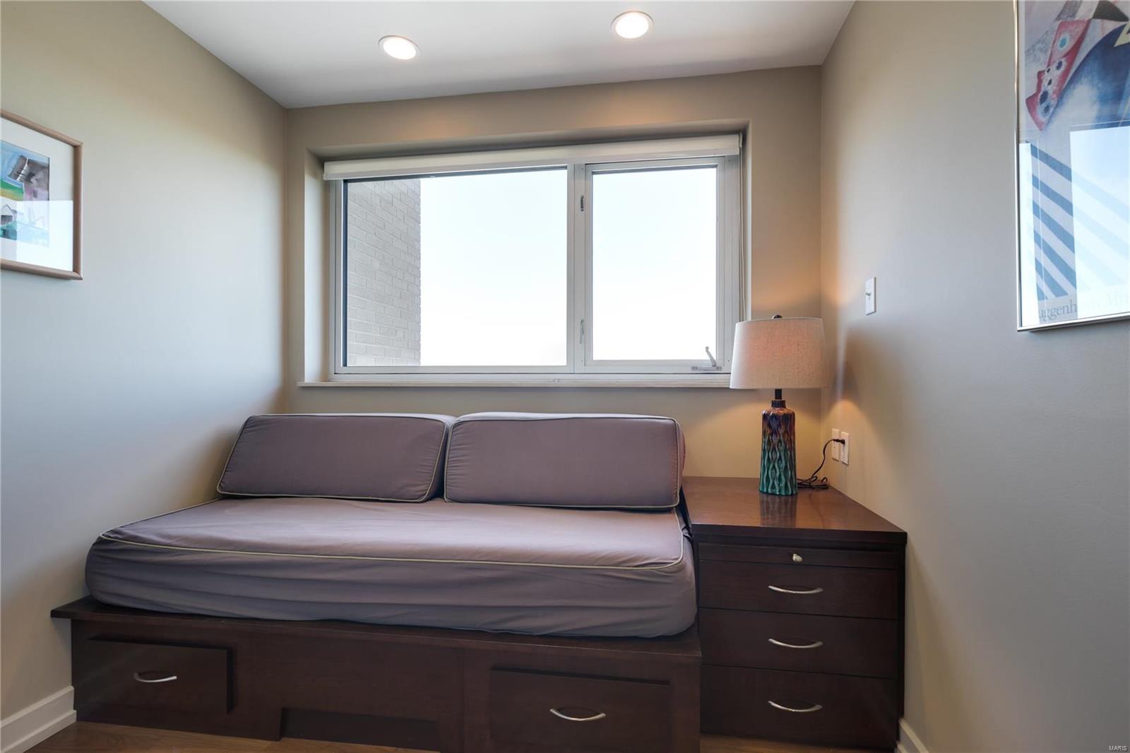 Demun Park - Residential