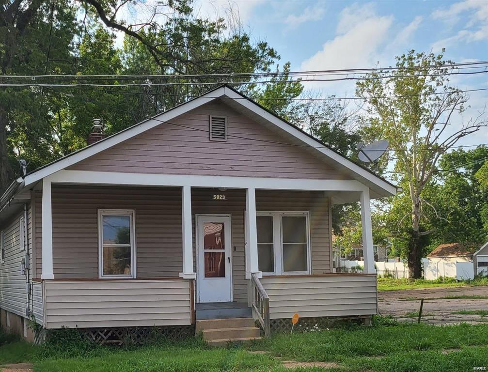 West Walnut Manor - Residential