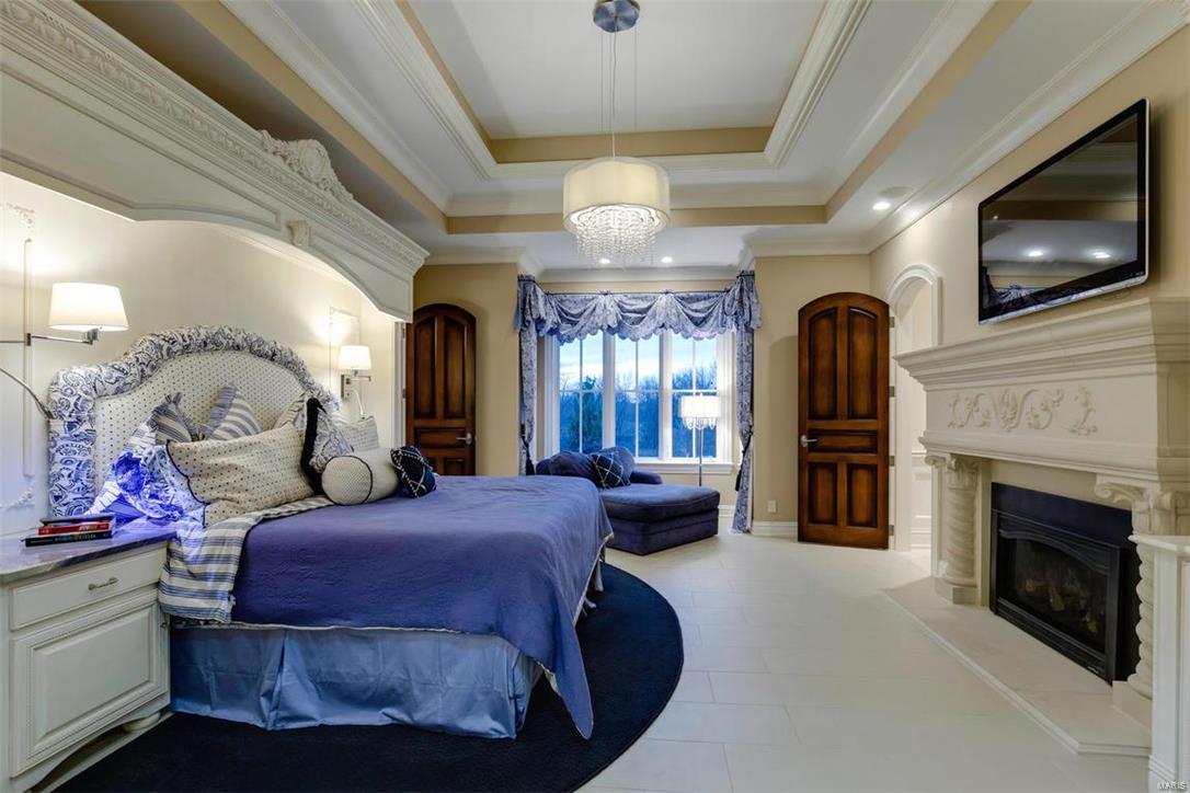 Over 4.5 acres! - Residential