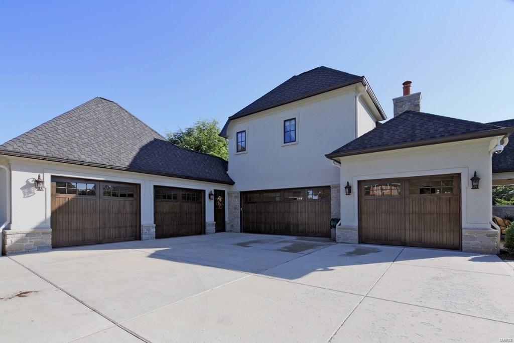 Over 4.5 acres! - Residential