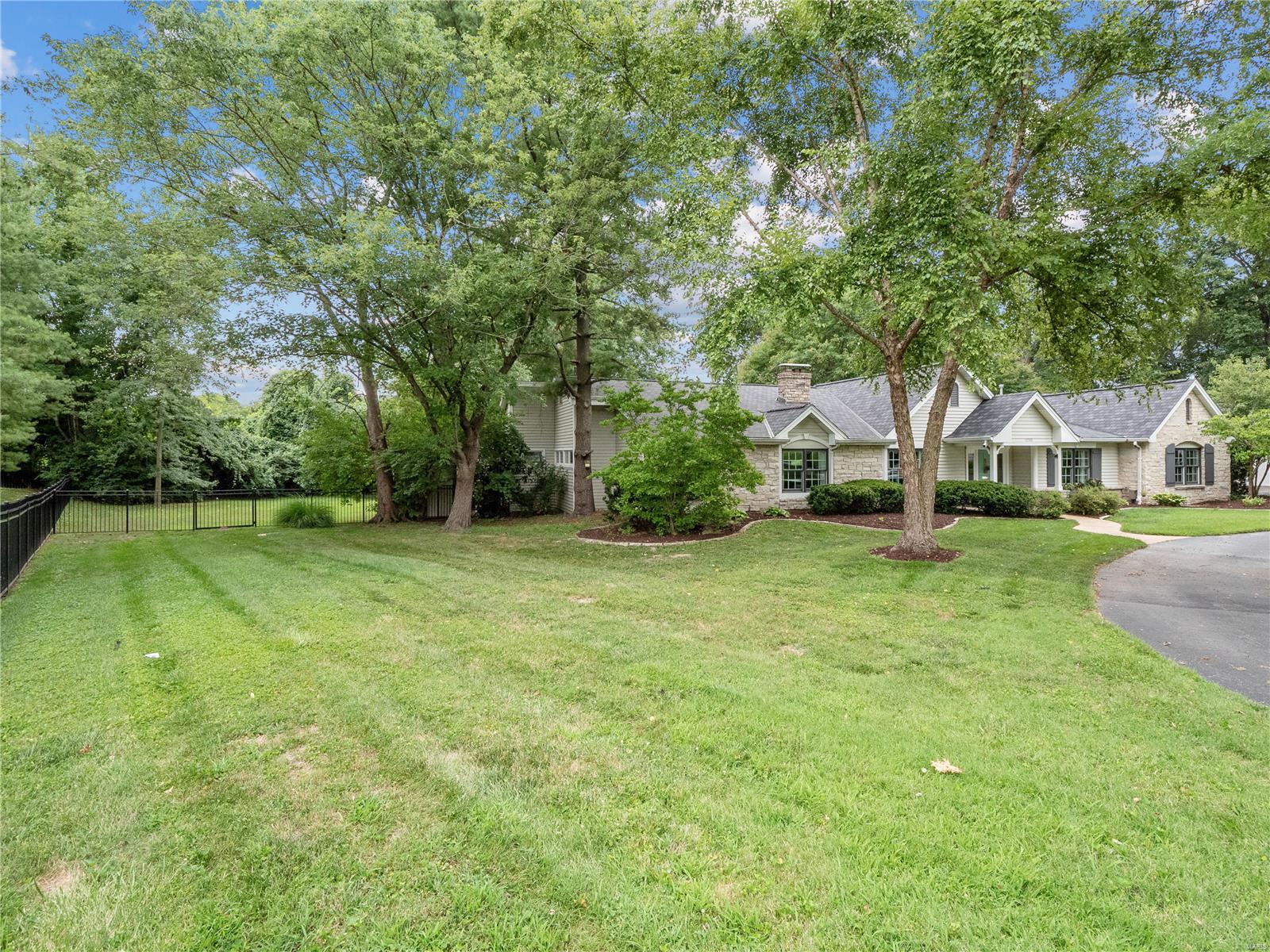 Questover Place - Residential