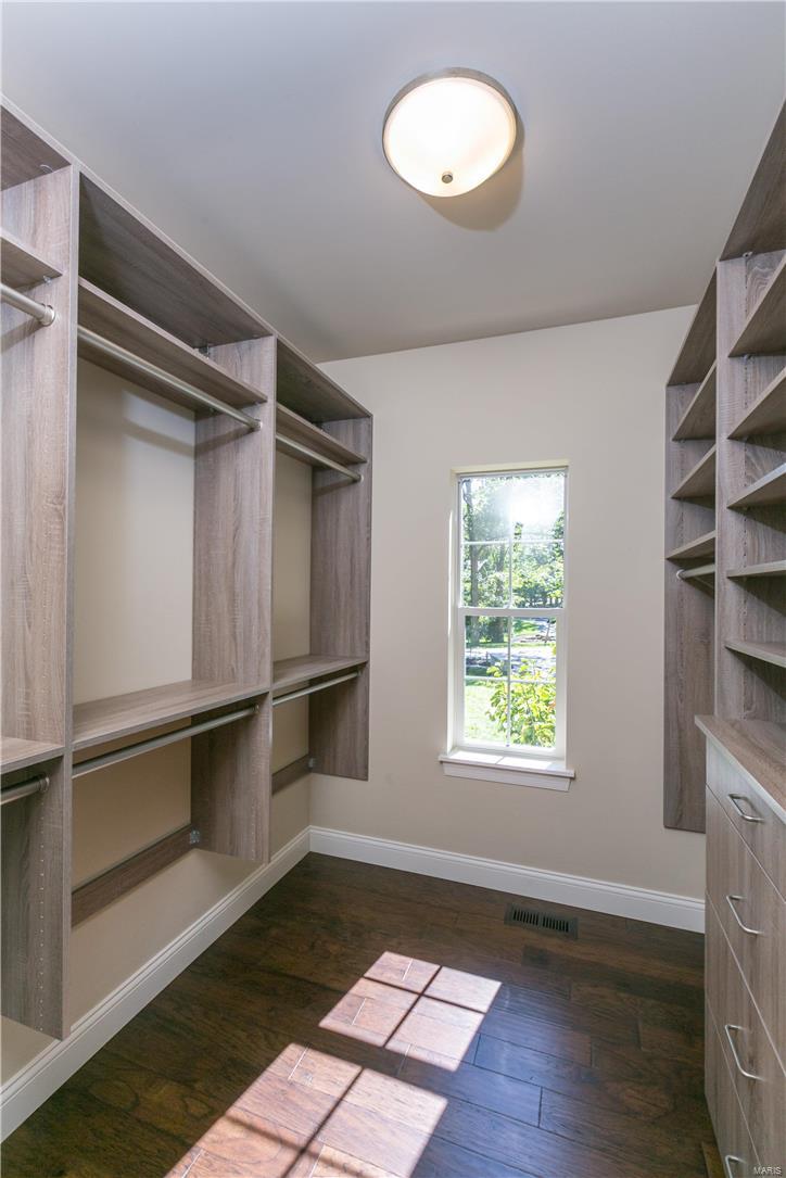 Frontenac Park - Residential