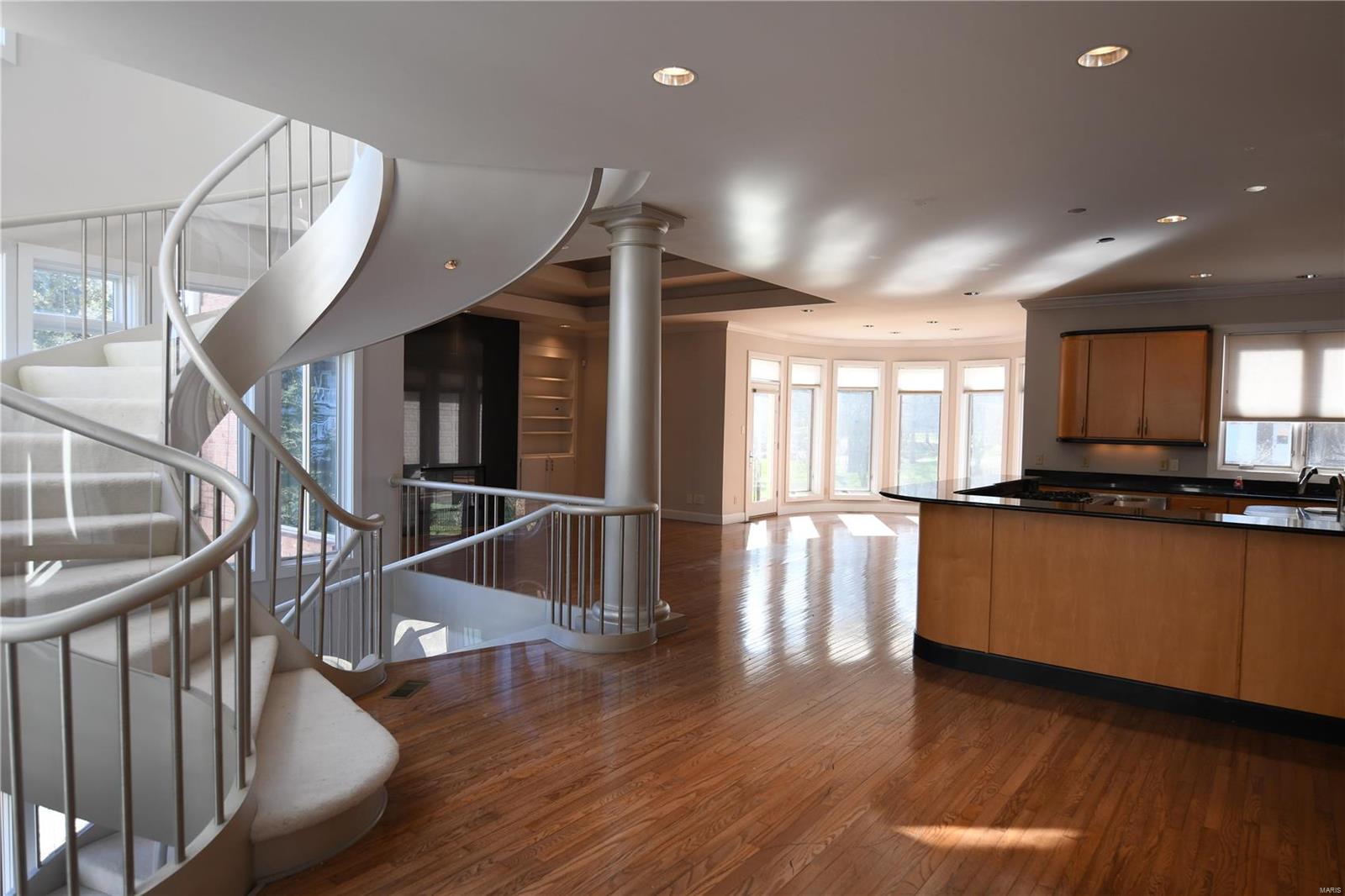 LITZSINGER PLACE - Residential