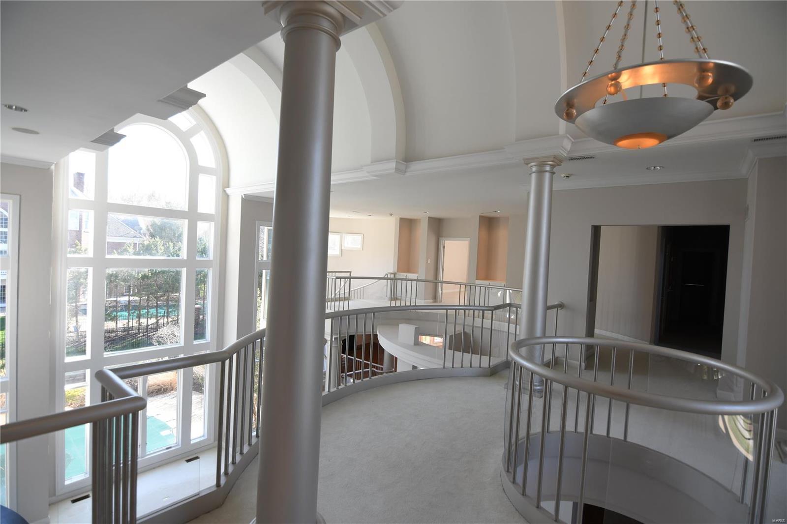 LITZSINGER PLACE - Residential