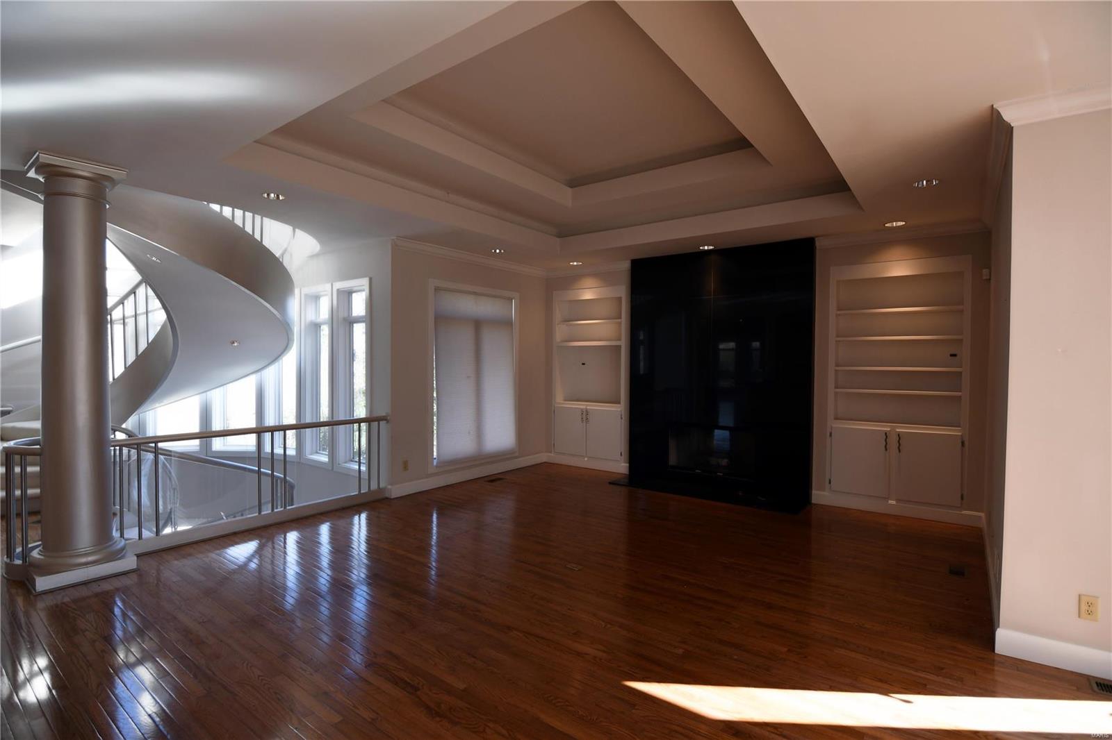 LITZSINGER PLACE - Residential