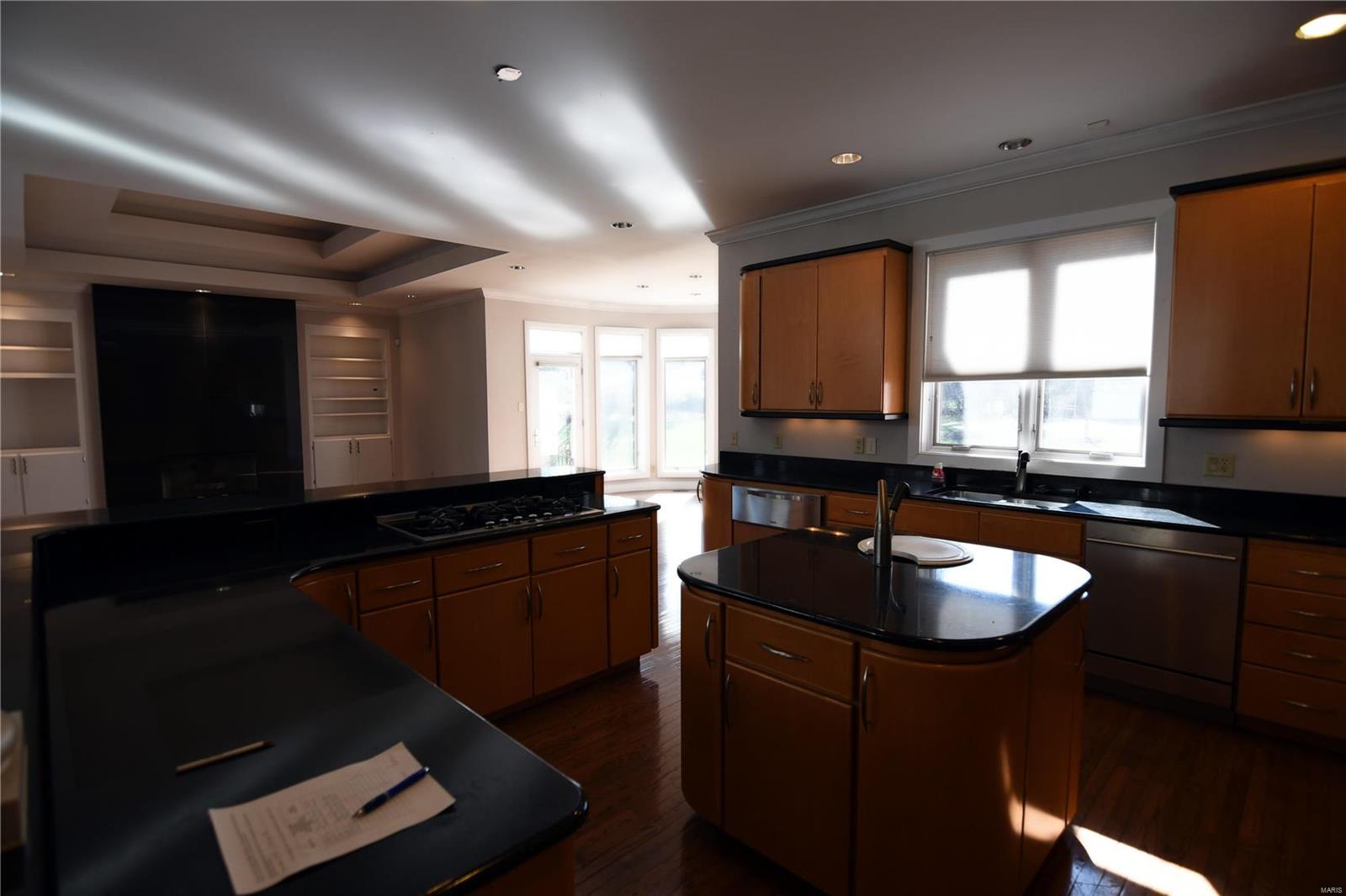 LITZSINGER PLACE - Residential