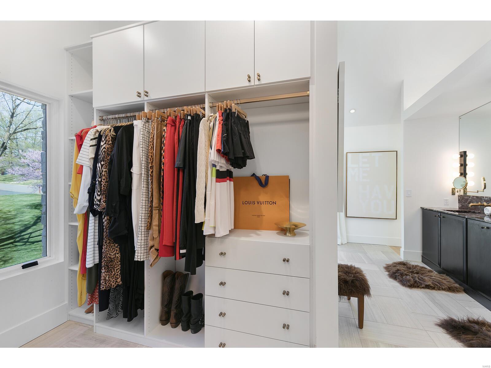 Nantucket Lane Lt Split - Residential