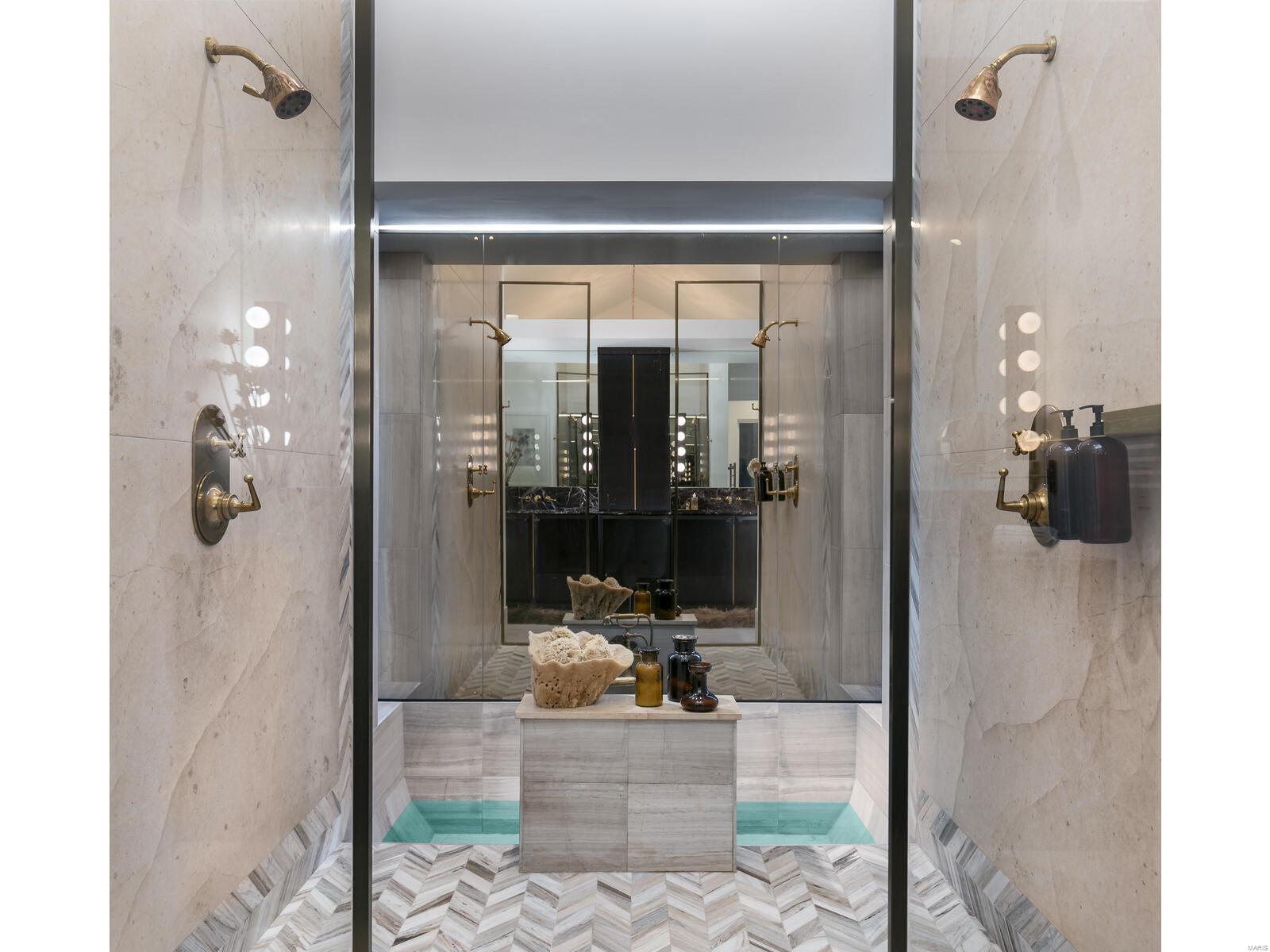 Nantucket Lane Lt Split - Residential