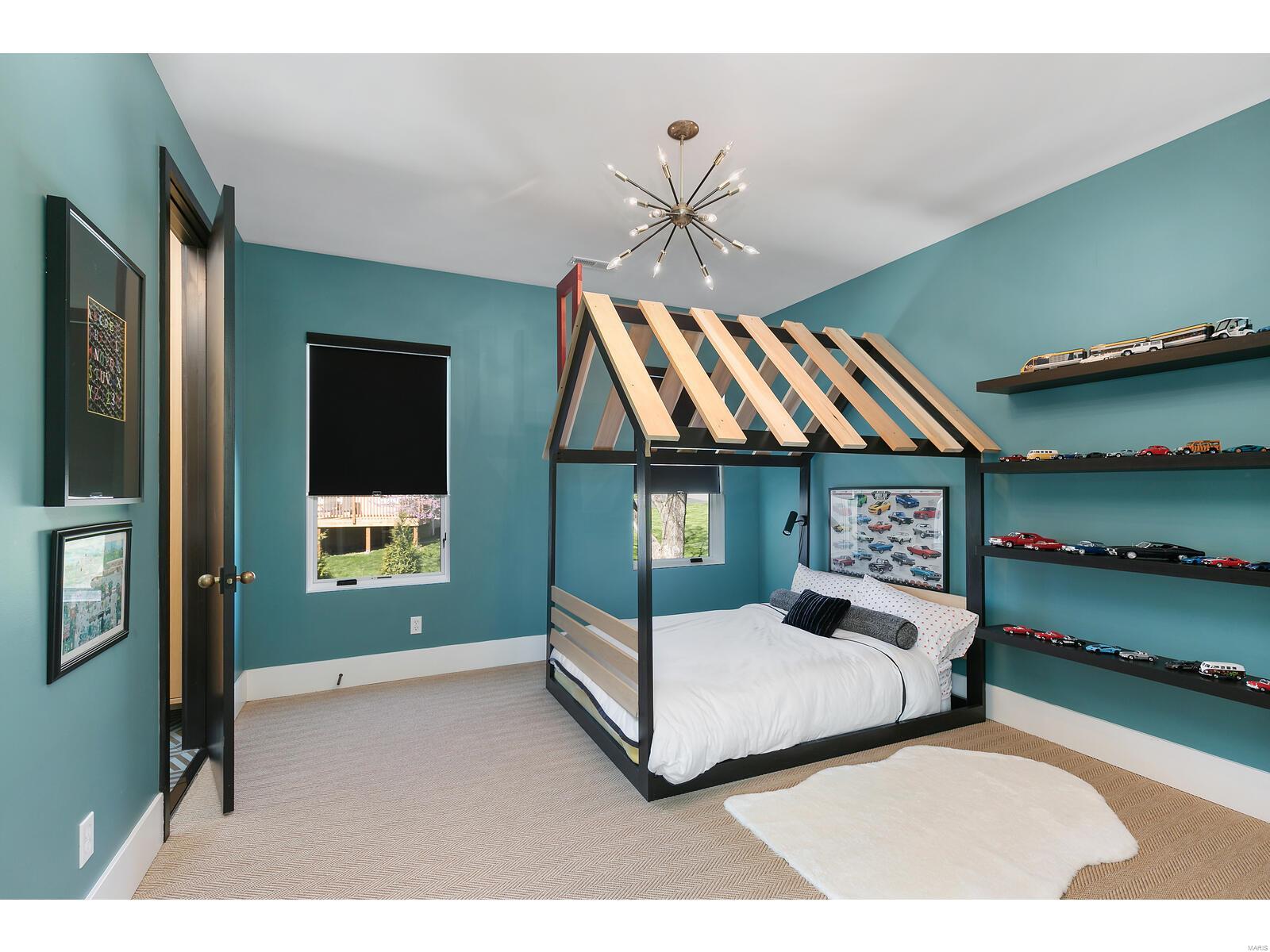 Nantucket Lane Lt Split - Residential