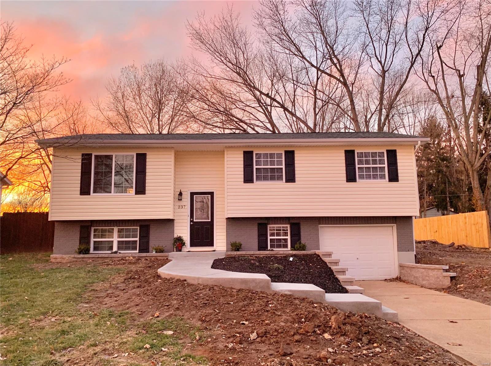 Farmington Meadows - Residential