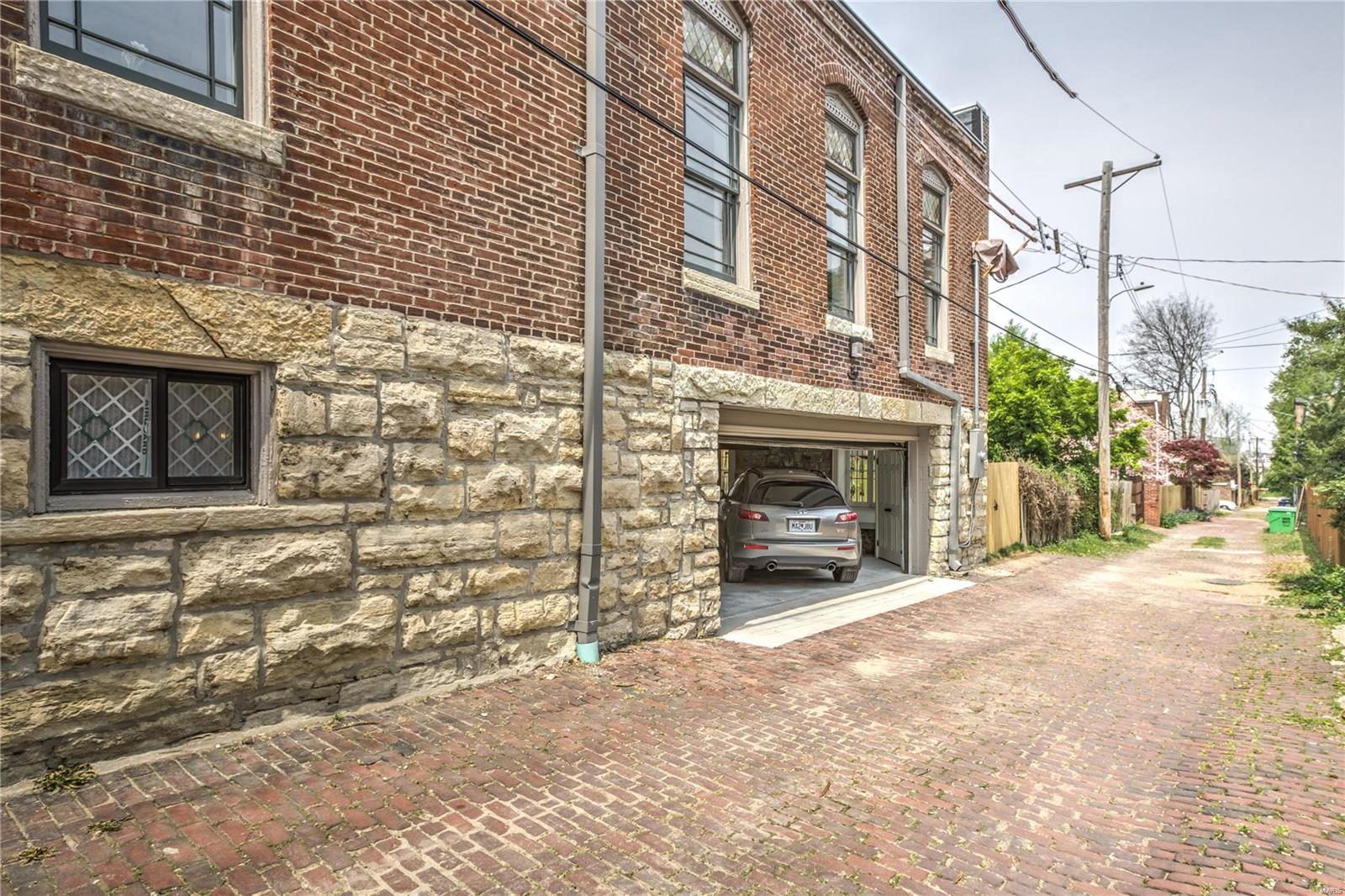 Lafayette Square - Residential