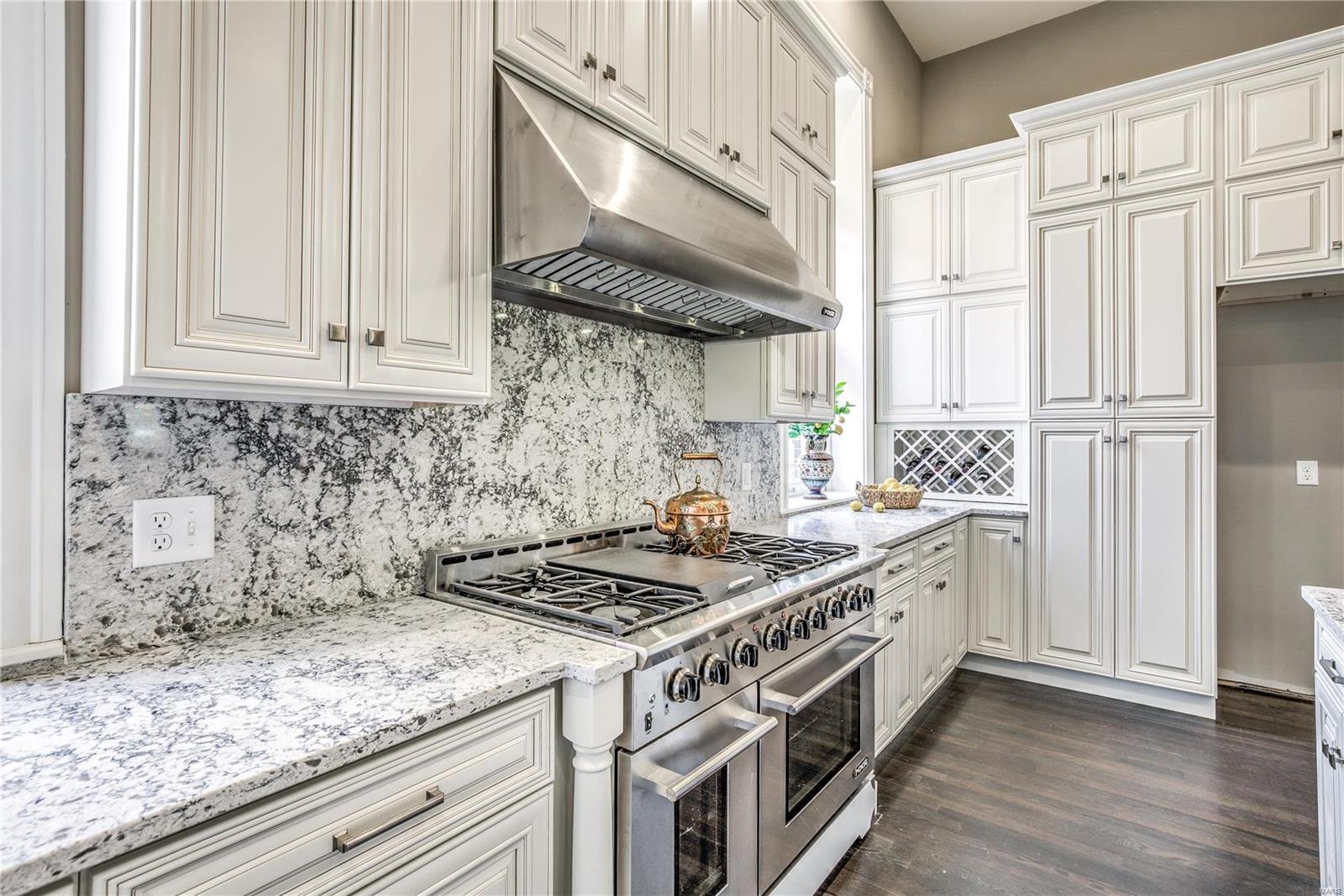 Lafayette Square - Residential