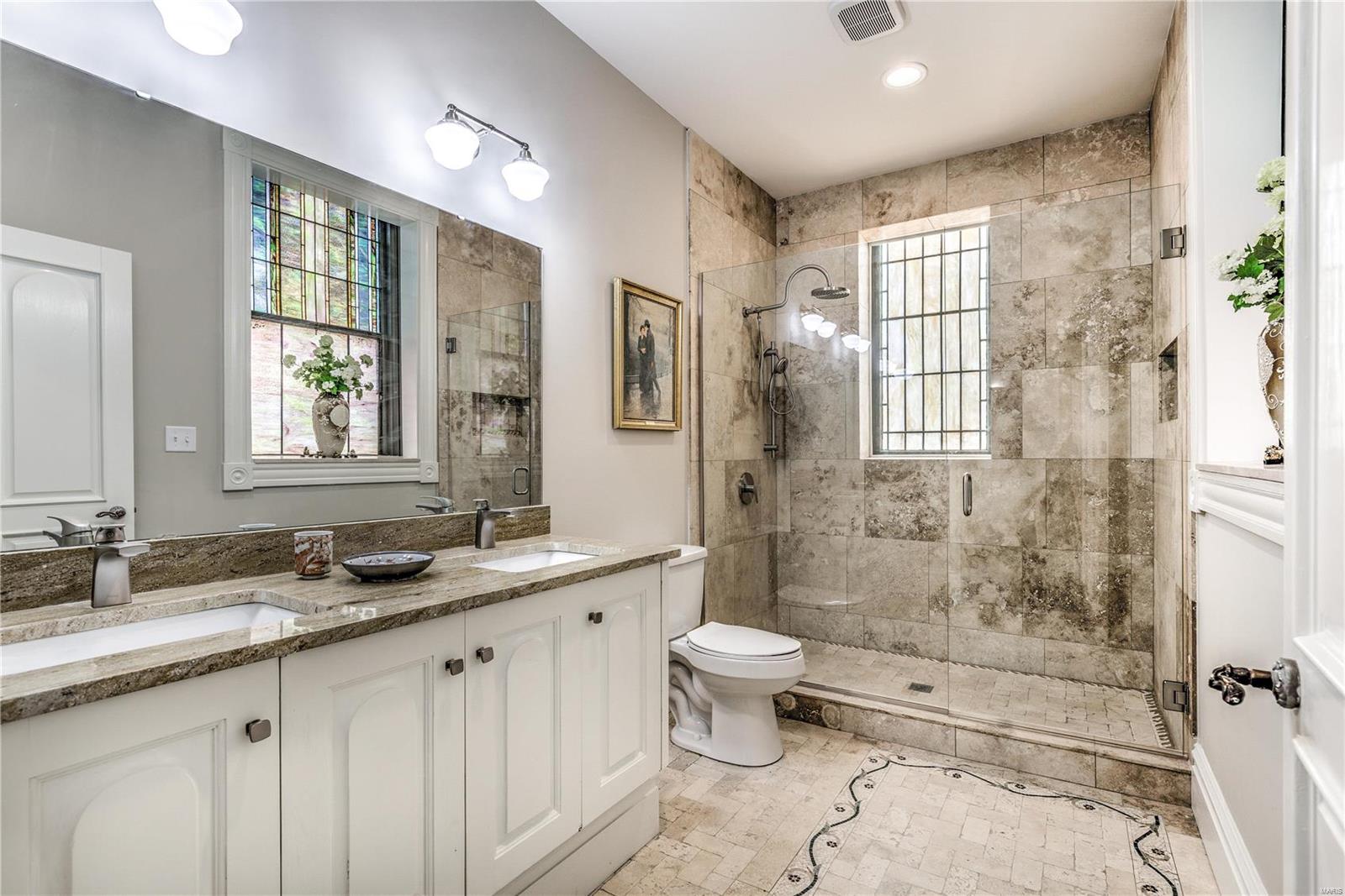 Lafayette Square - Residential