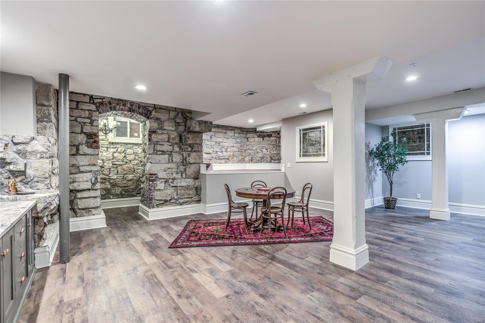 Lafayette Square - Residential