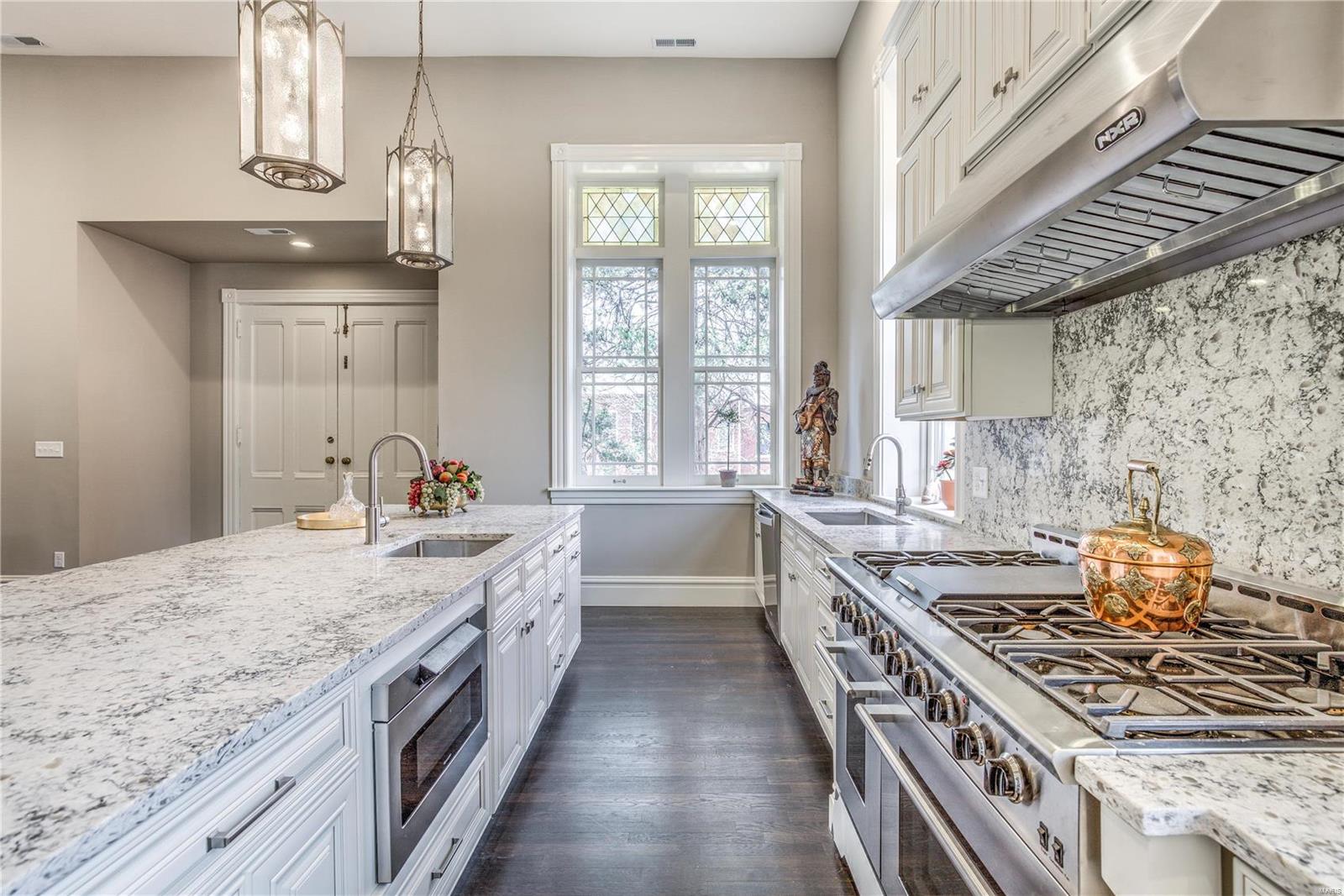 Lafayette Square - Residential