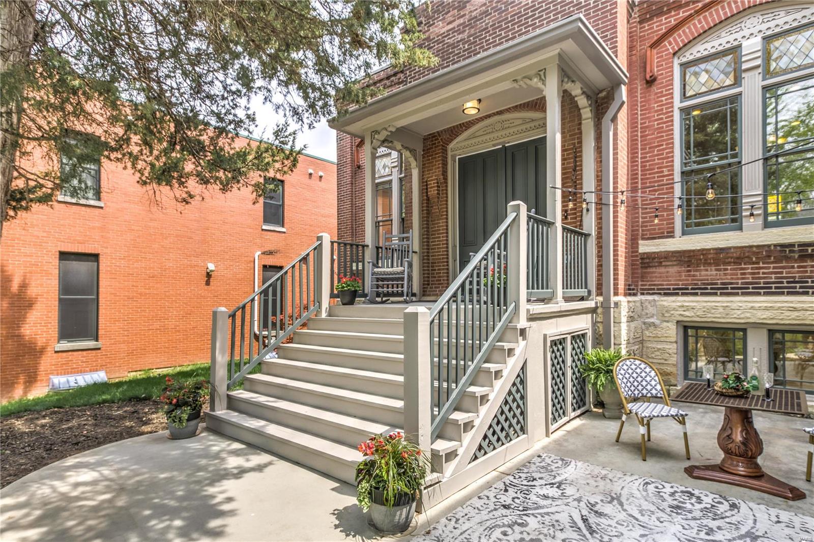 Lafayette Square - Residential