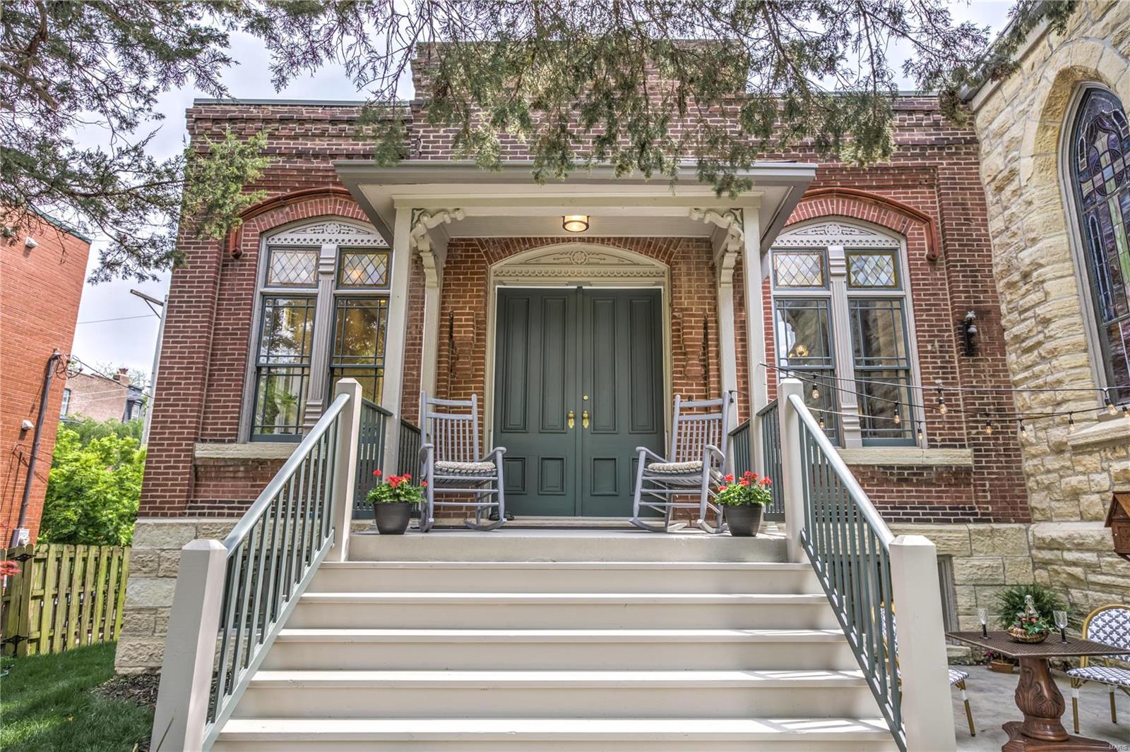 Lafayette Square - Residential