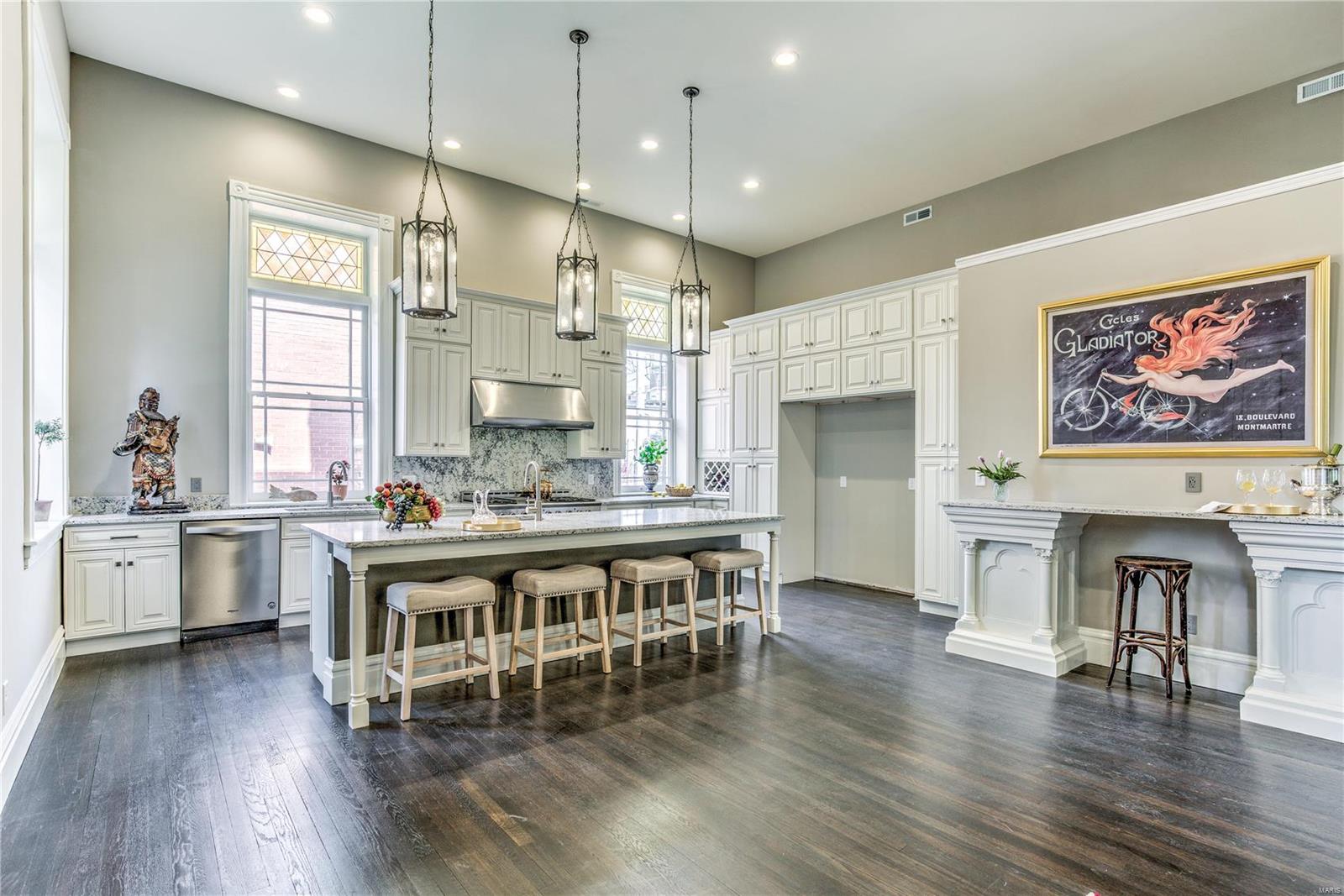 Lafayette Square - Residential