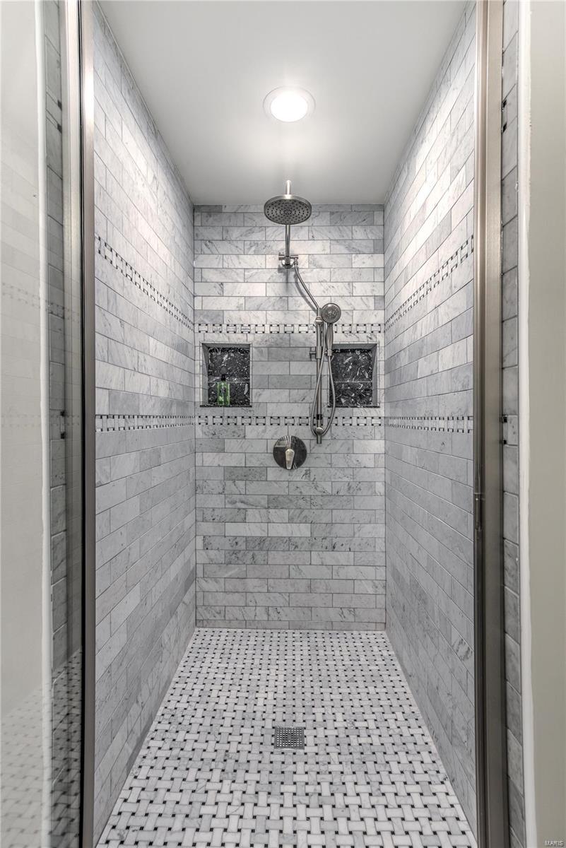 Lafayette Square - Residential