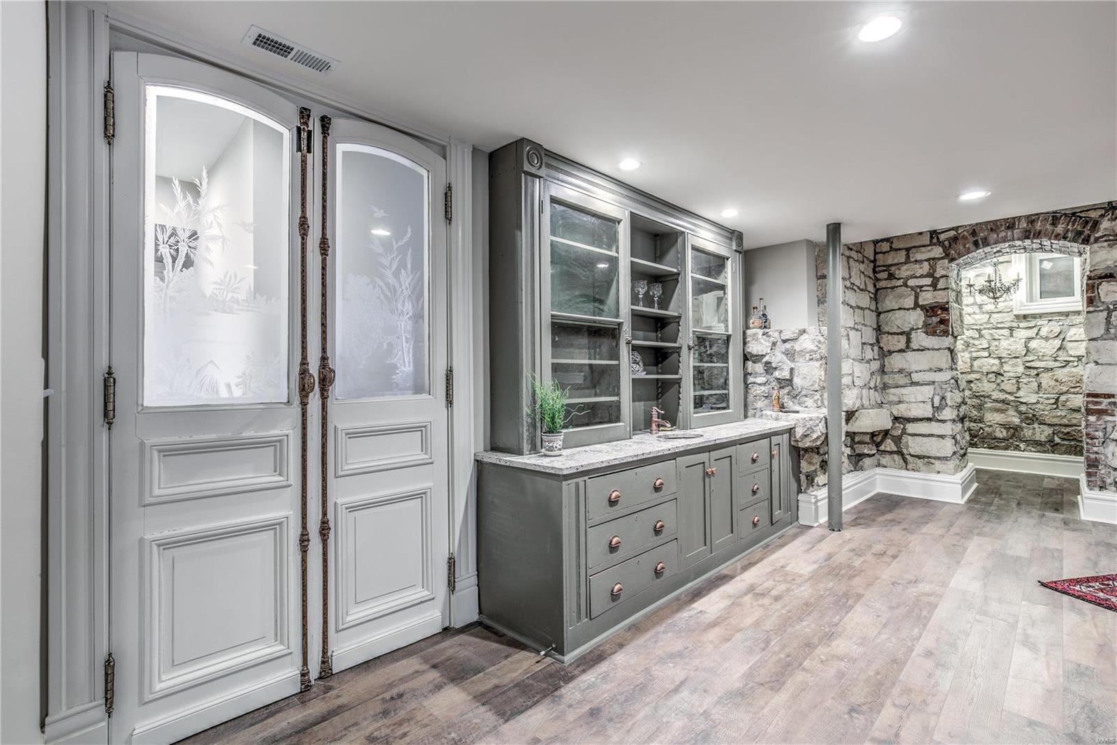 Lafayette Square - Residential