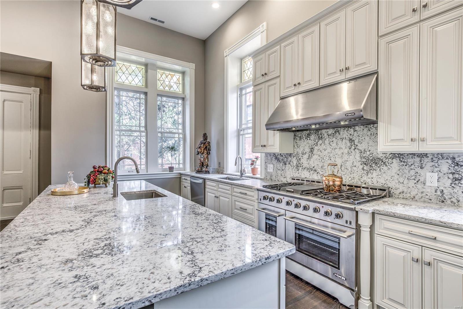 Lafayette Square - Residential