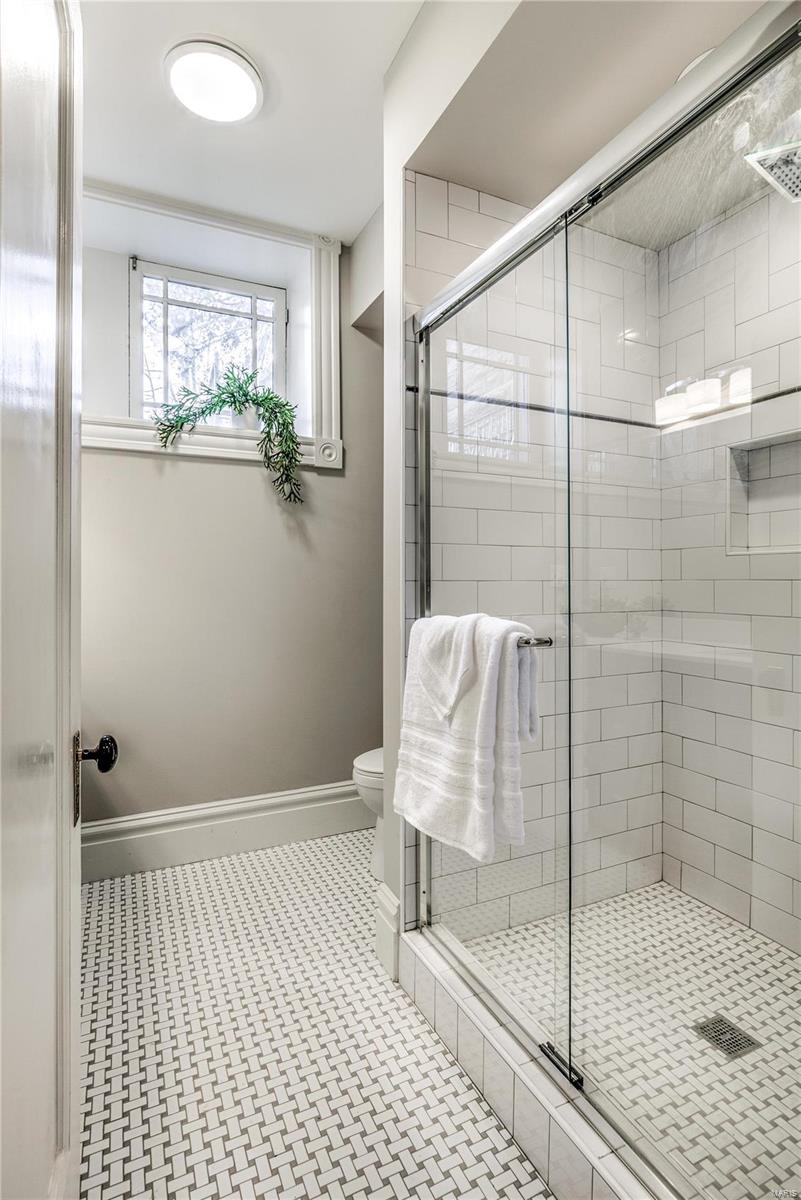 Lafayette Square - Residential